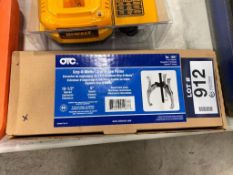 OTC 1037 Grip-O-Matic 7-Ton Reversible 2/3-Jaw Puller