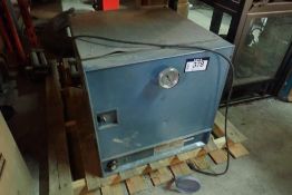 Gullco 300 Rod Oven.