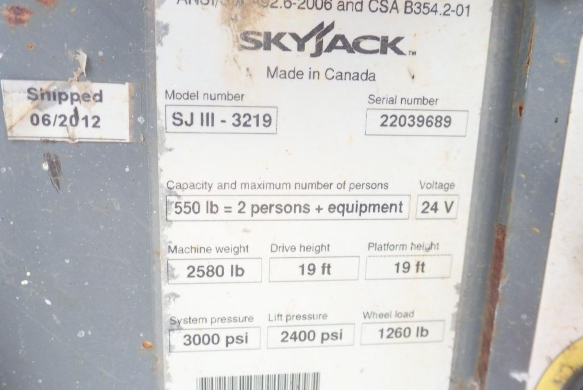 Skyjack SJIII3219 DC Electric 550lbs Capacity Scissor Lift. SN 22039689. - Image 4 of 4