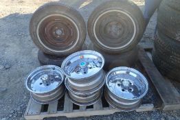Lot of 4 Crager 15" Unibolt Centerline Mag Wheels and 4 Hankook 205/75R14 Radial Tires on Rims.