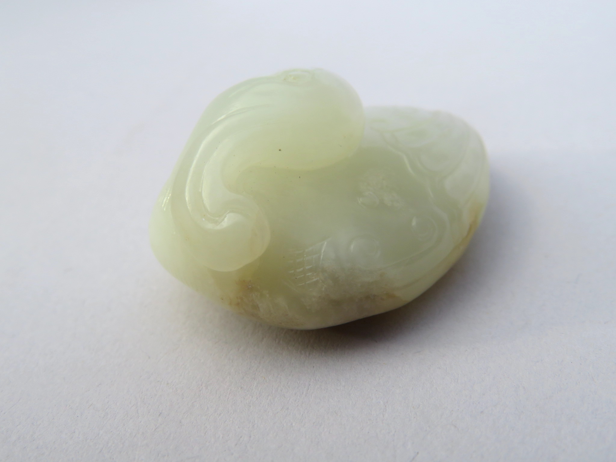 A GOOD CHINESE CELADON JADE CARVING OF A PHOENIX, QING DYNASTY, 18TH CENTURY - Image 9 of 11