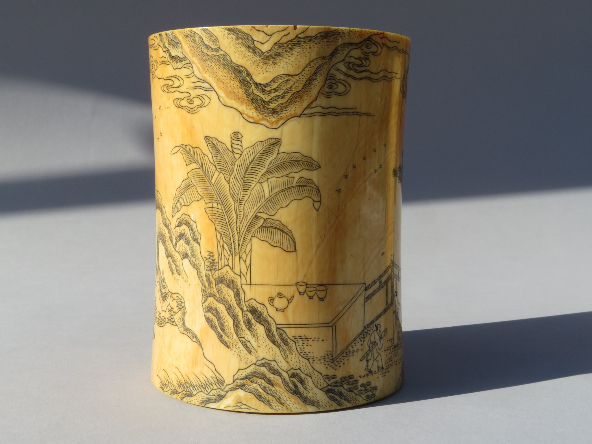 A CHINESE IVORY BRUSH POT, QING DYNASTY, 18TH/19TH CENTURY - Image 8 of 20