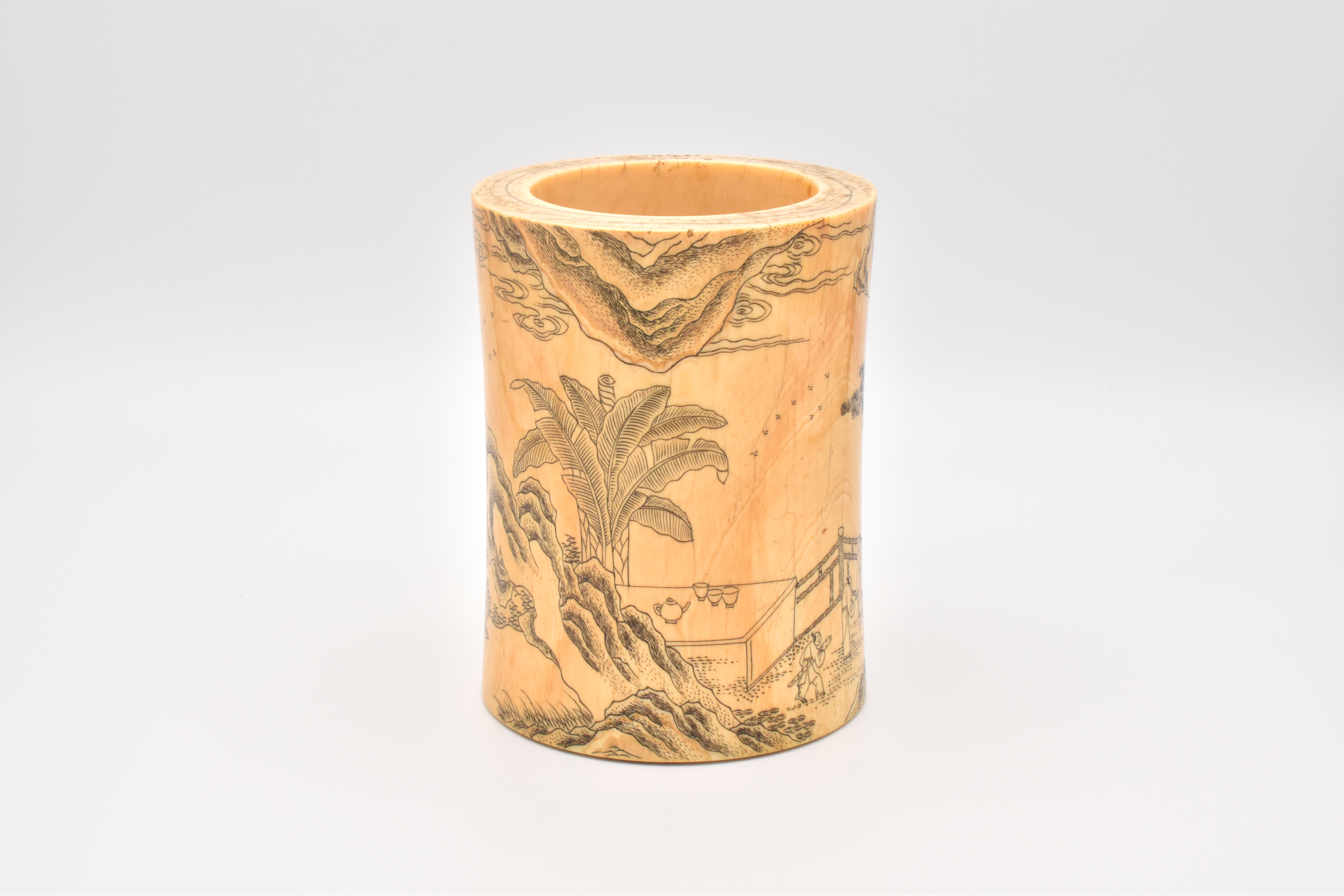 A CHINESE IVORY BRUSH POT, QING DYNASTY, 18TH/19TH CENTURY - Image 4 of 20