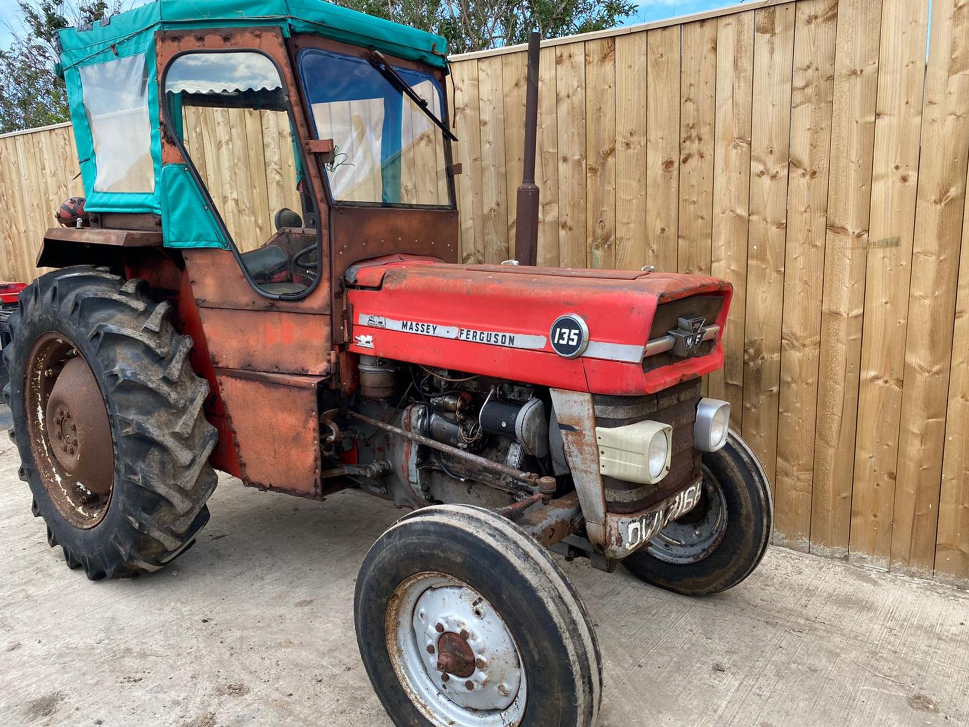 1970 MASSEY FERGUSON 135 DIESEL TRACTOR LOCATION NORTH YORKSHIRE - Image 2 of 9