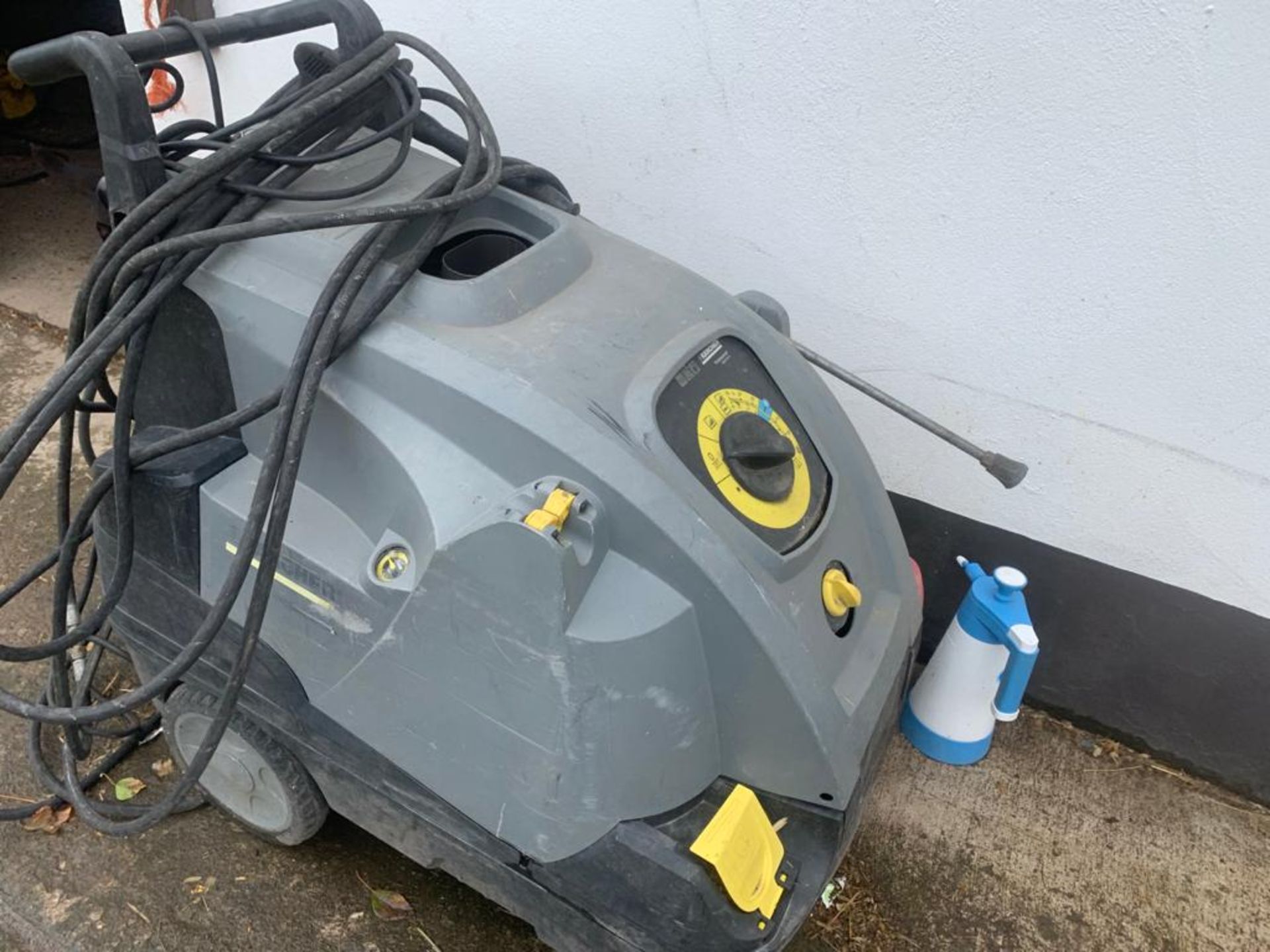 KARCHER POWER WASHER HOT AND COLD LOCATION N IRELAND - Image 2 of 3