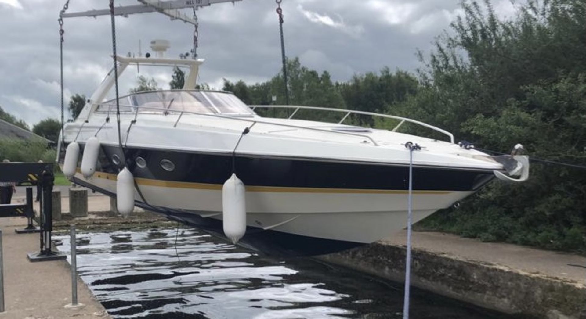 Sunseeker Tomahawk 41