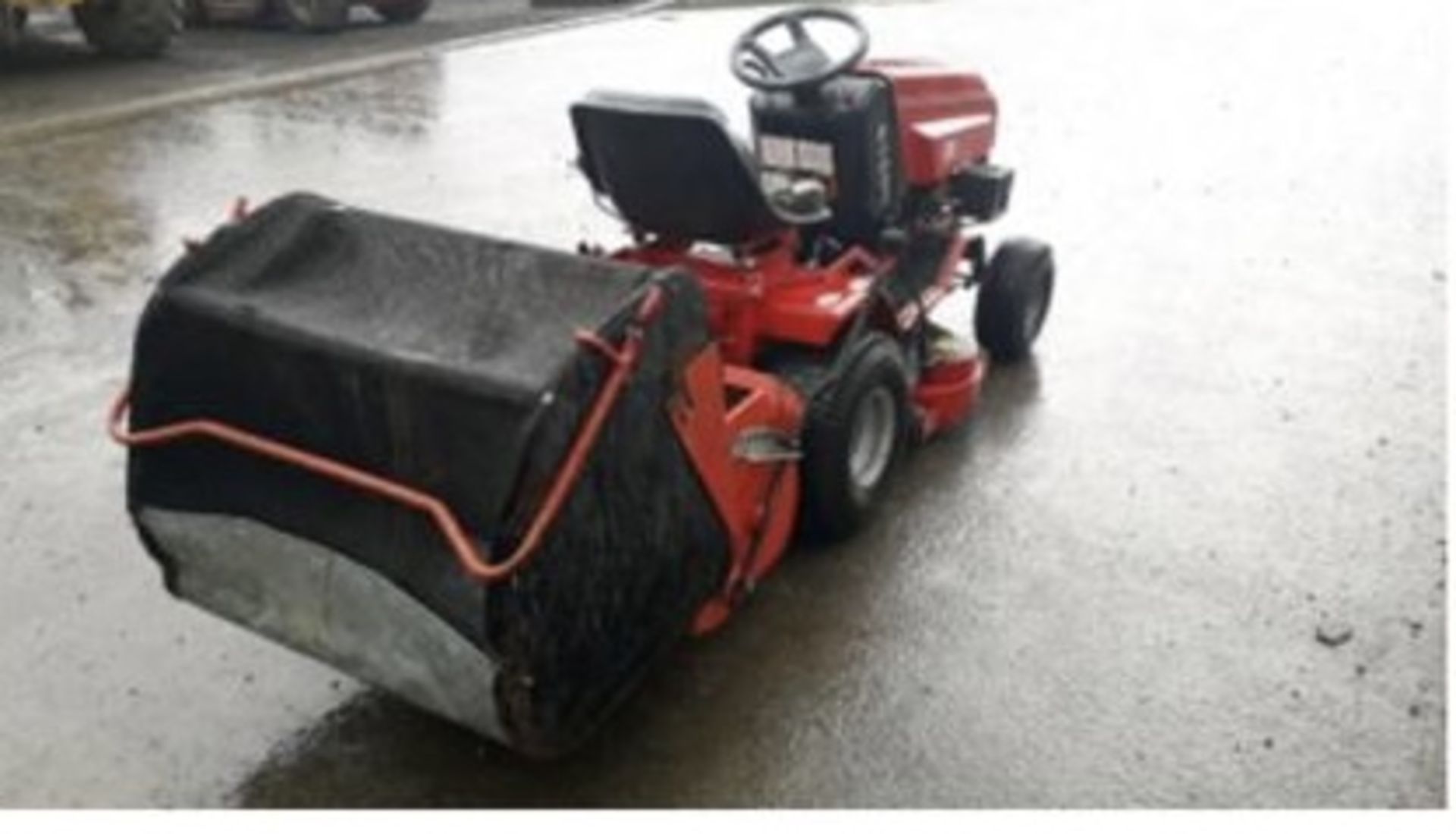 WESTWOOD S1600 PETROL MOWER LOCATION N IRELAND - Image 4 of 7