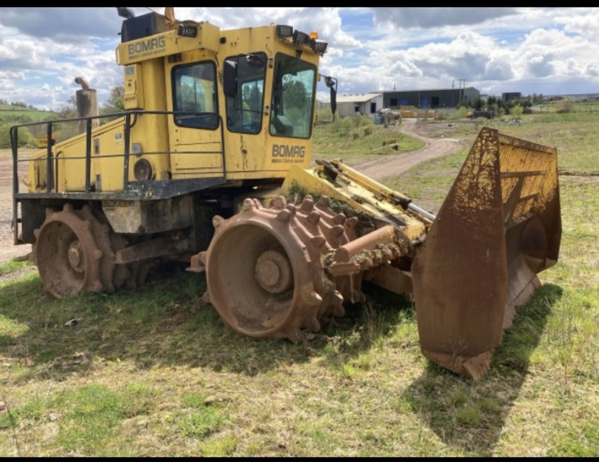 UNRESERVED BOMAG BC772RB WASTE COMPACTOR ** NO RESERVE **