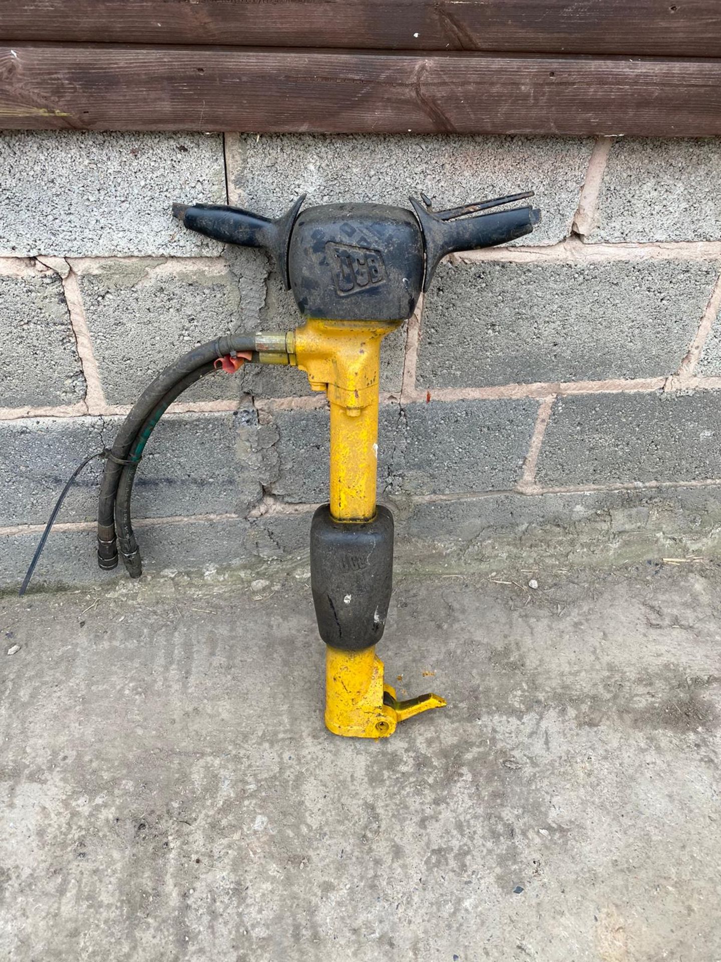 JCB HYDRAULIC BREAKER LOCATION NORTH YORKSHIRE