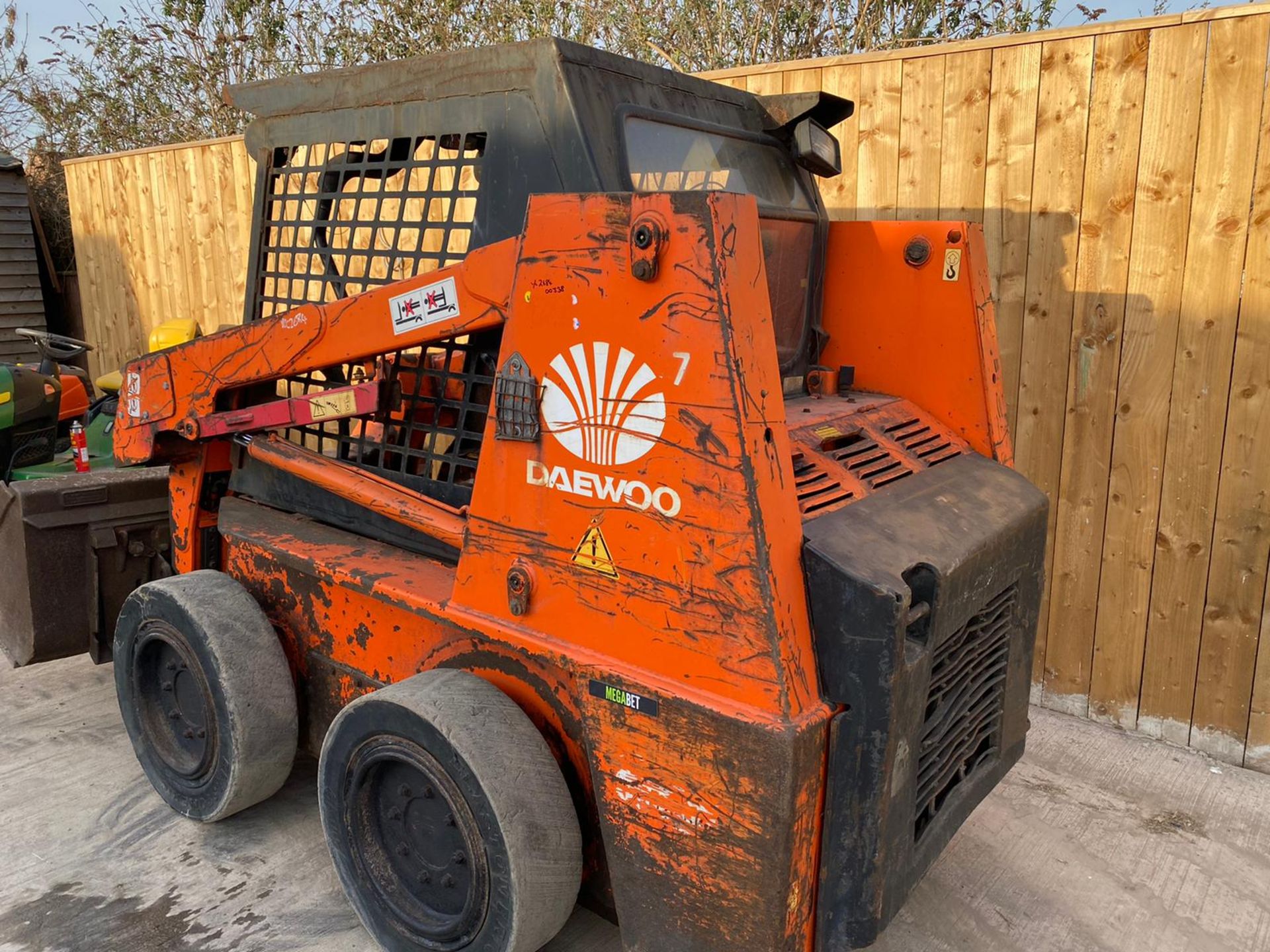 DEAWOO SKID LOADER LOCATION NORTH YORKSHIRE - Image 7 of 8