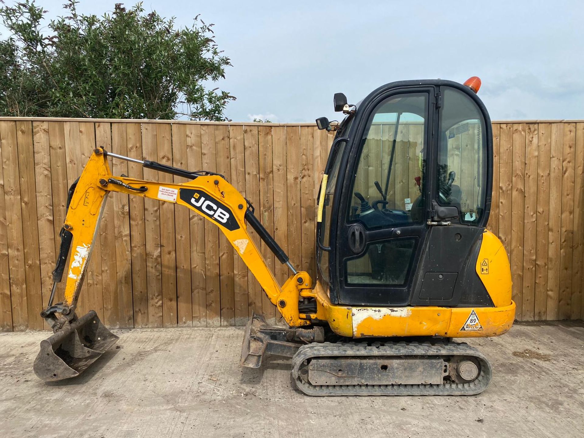 2013 JCB 8016 CTS LOCATION NORTH YORKSHIRE