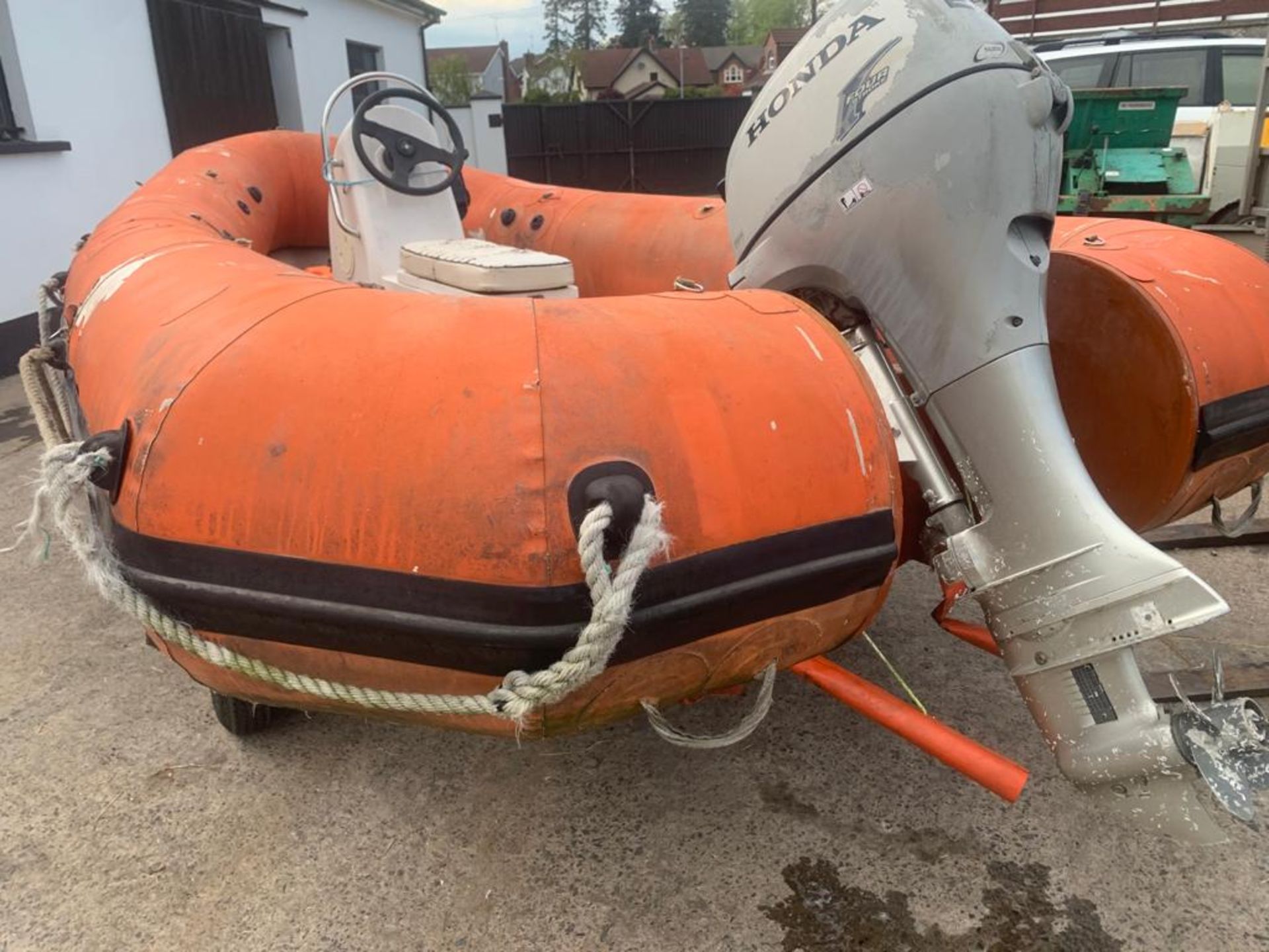 DUNLOP FAST RESCUE 14 FEET RIBBED BOAT HONDA 20HP ENGINE LOCATION N IRELAND - Image 5 of 8