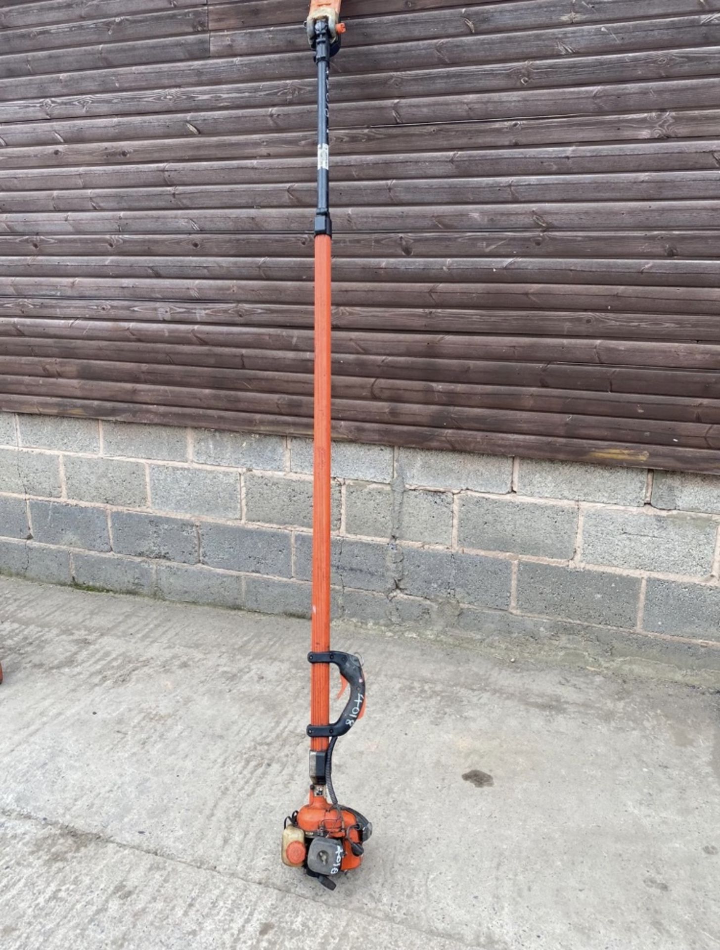 LONG REACH PETROL CHAINSAW PRUNER LOCATION NORTH YORKSHIRE