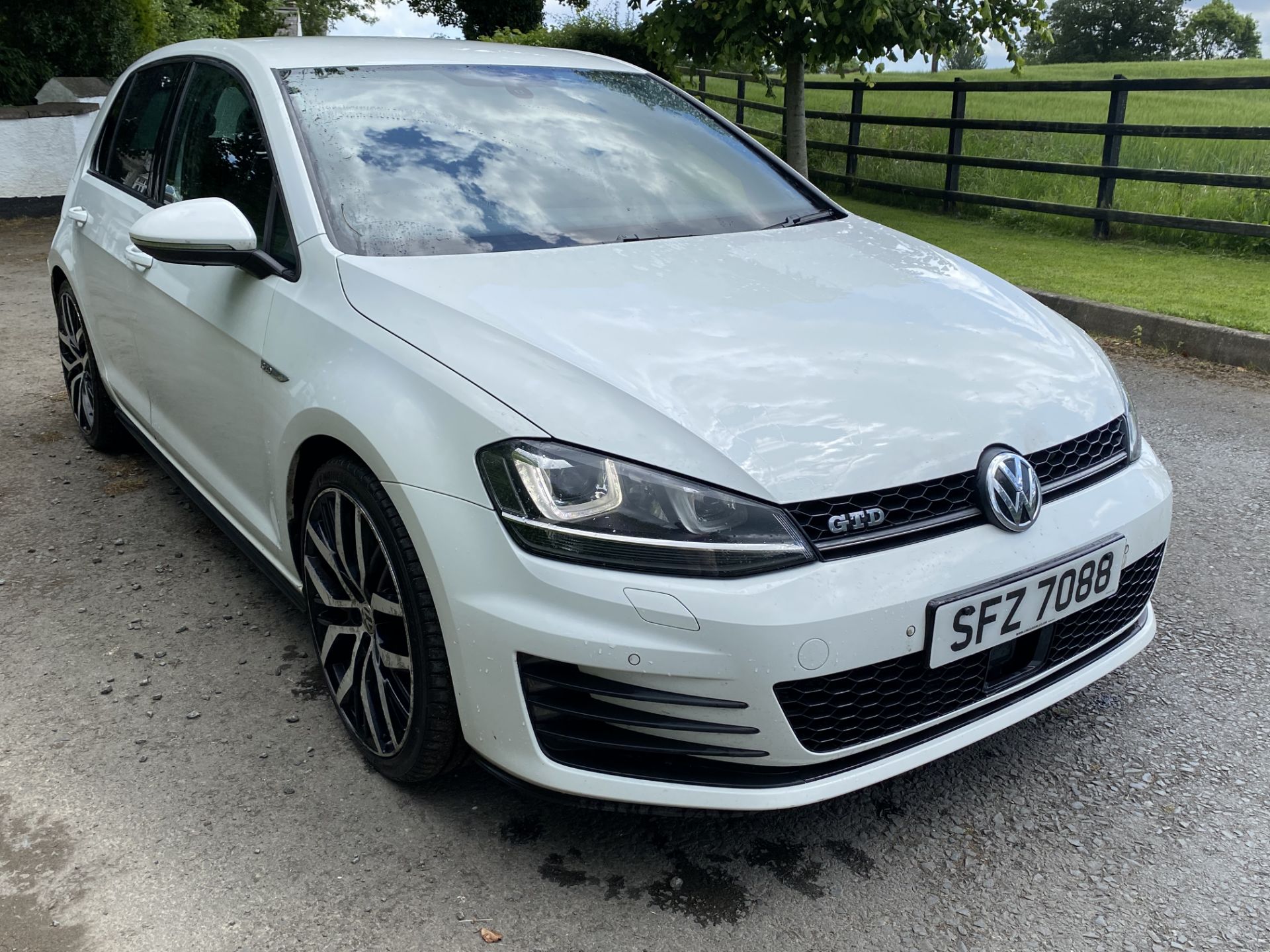 2014 Volkswagen Golf 2.0 TDi GTD 181 BHP 5 Door H/Back - Image 2 of 8