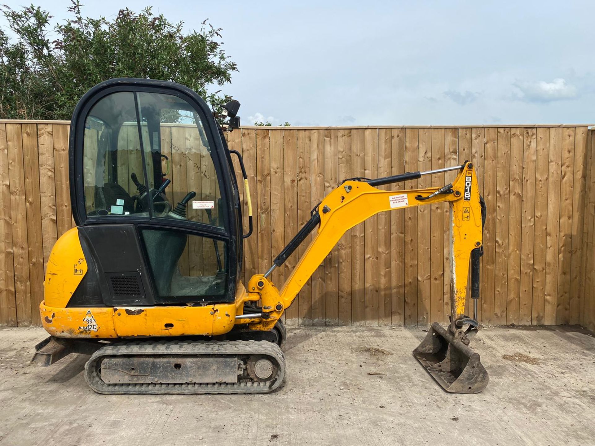 2013 JCB 8016 CTS LOCATION NORTH YORKSHIRE - Image 2 of 9