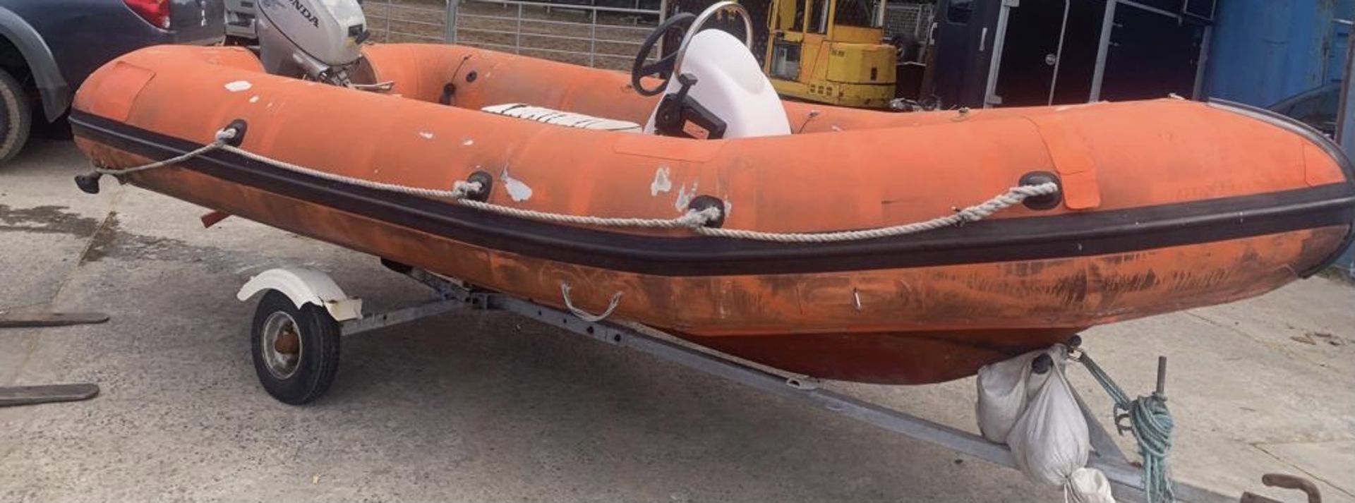 DUNLOP FAST RESCUE 14 FEET RIBBED BOAT HONDA 20HP ENGINE LOCATION N IRELAND - Image 7 of 8