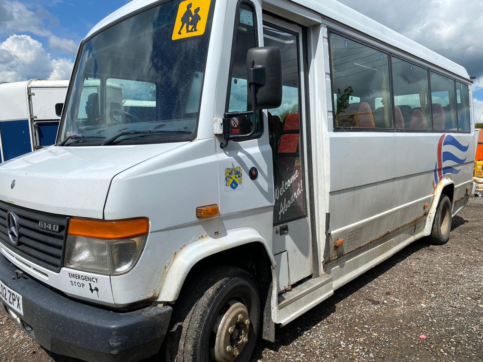 MERCEDES VARIO 614D MINI BUS COACH LOCATION NORTH YORKSHIRE