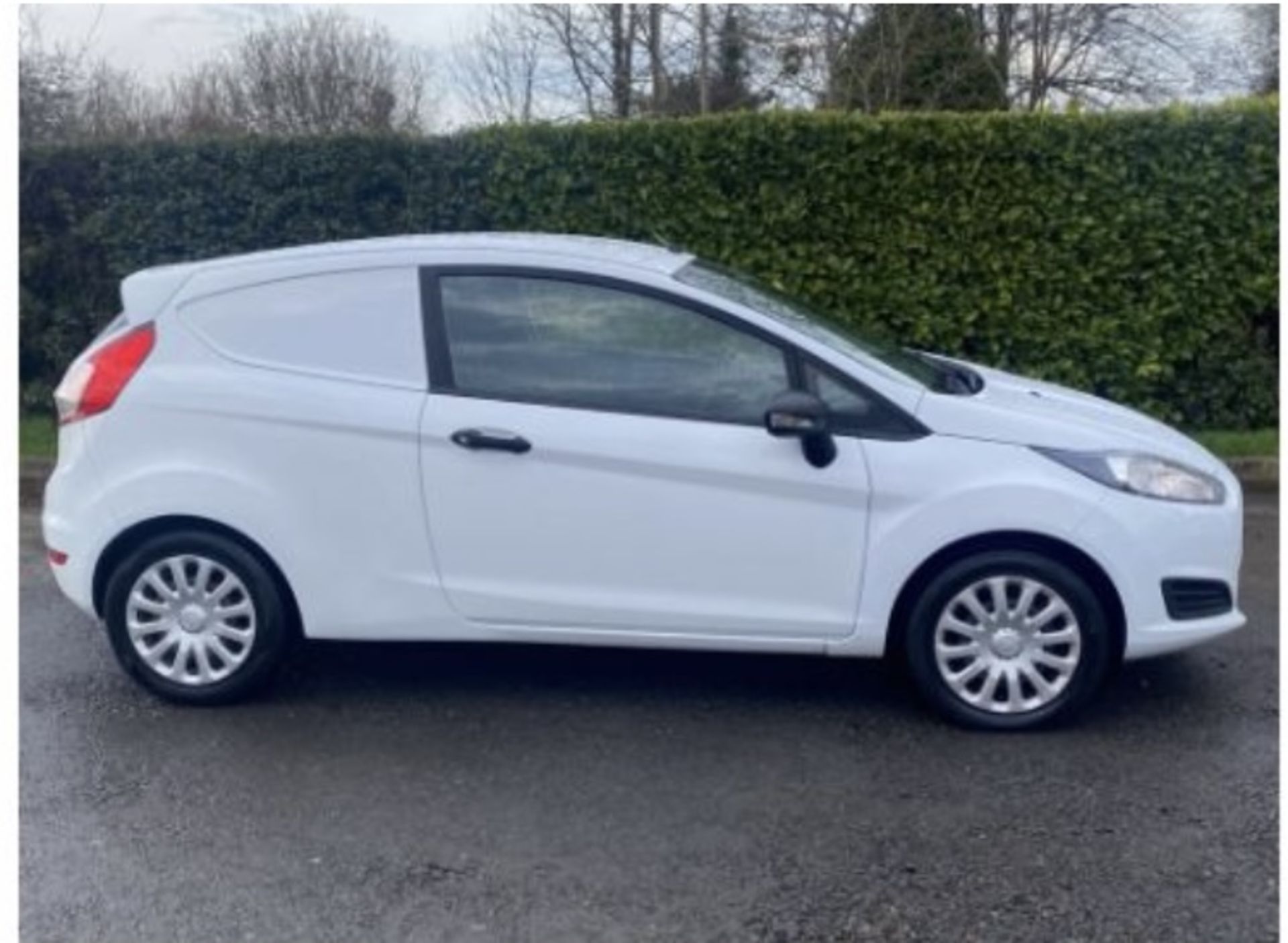 2015 FORD FIESTA 1.5 BASE TDCI 3D VAN 74 BHP LOCATION N IRELAND - Image 6 of 10