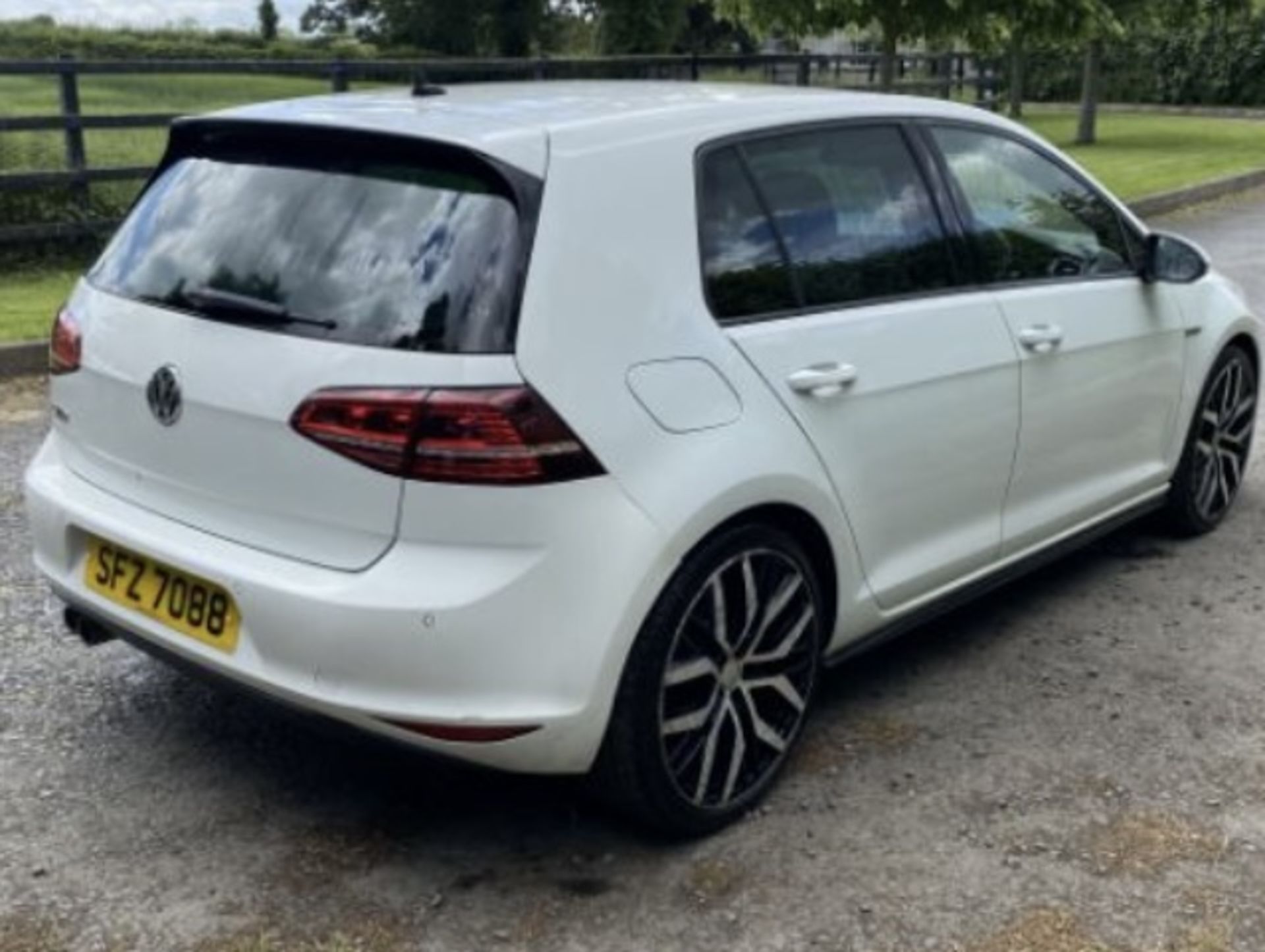 2014 VOLKSWAGEN GOLF 2.0 TDI GTD 181 BHP 5 DOOR H/BACK LOCATION N IRELAND - Image 5 of 8