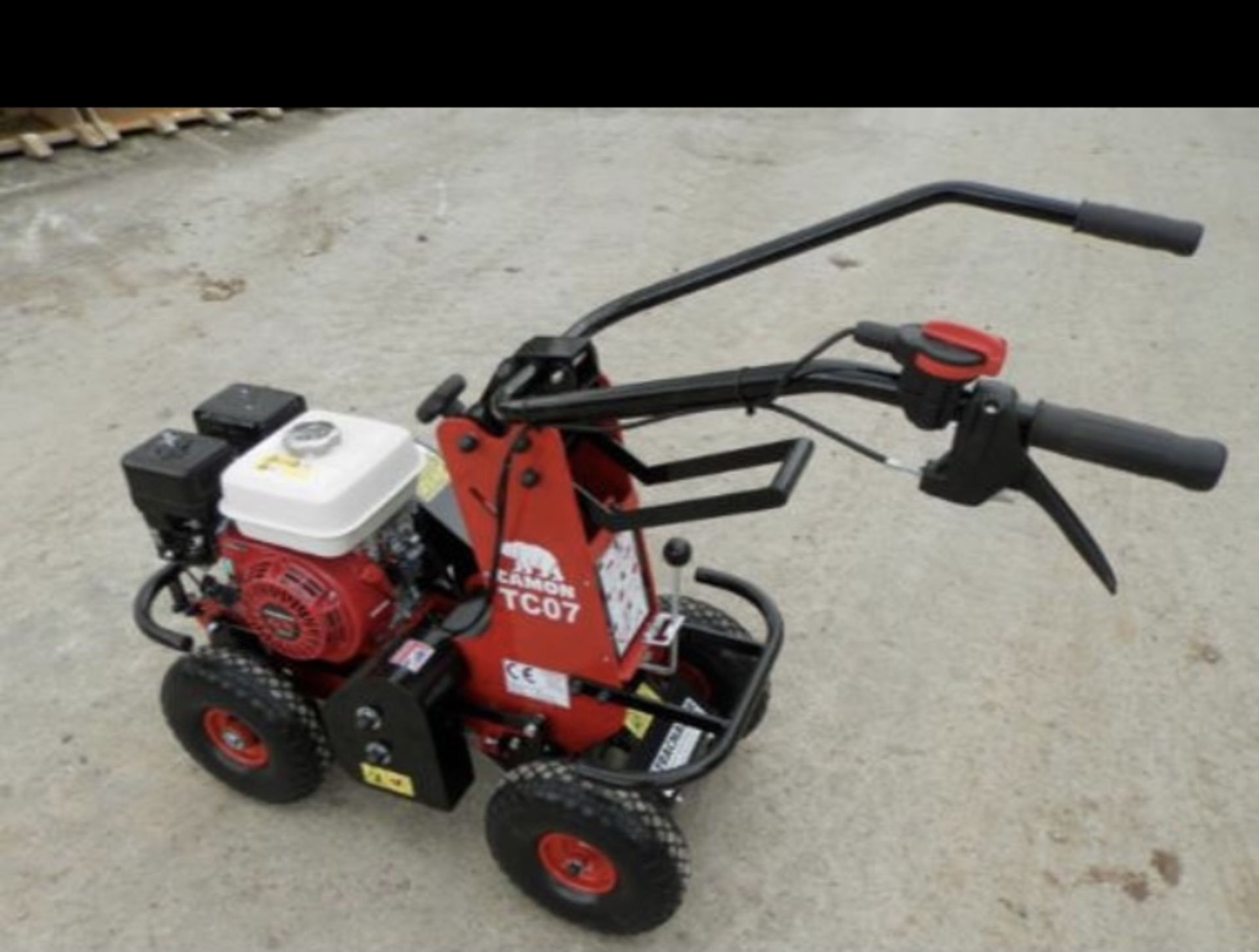 CAMON TC07 HONDA PETROL TURF CUTTER LOCATION N IRELAND