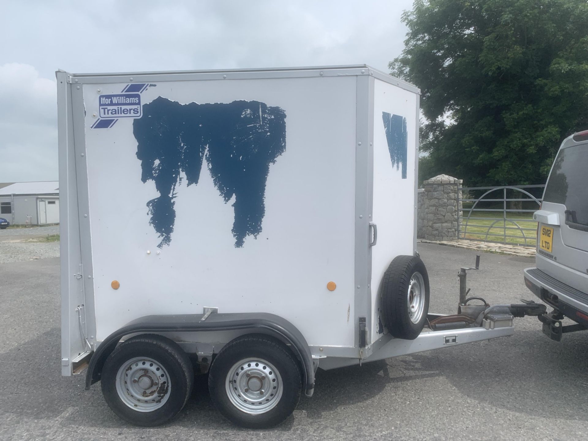 IFOR WILLIAMS BV 855G TWIN AXLE LOAD LUGGER TRAILER LOCATION N IRELAND - Image 5 of 8