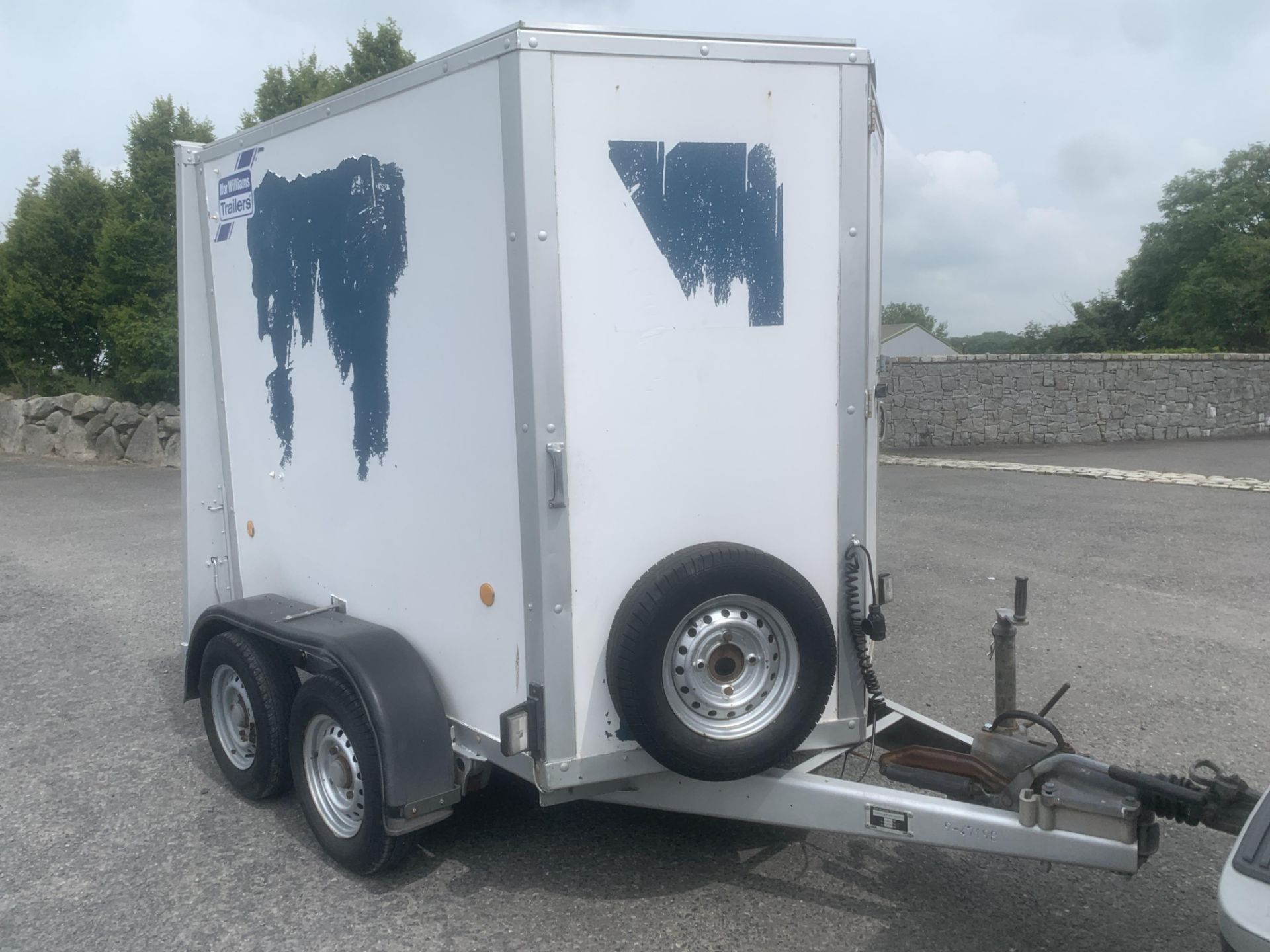IFOR WILLIAMS BV 855G TWIN AXLE LOAD LUGGER TRAILER LOCATION N IRELAND - Image 2 of 8