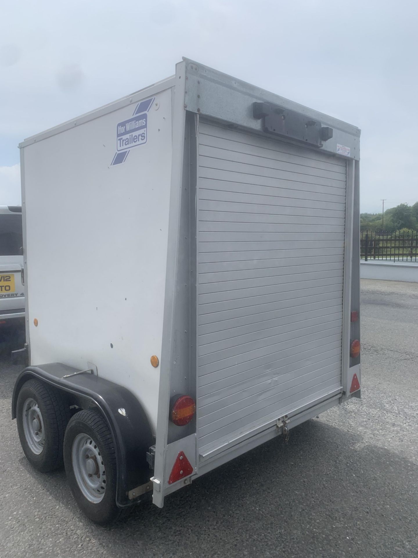 IFOR WILLIAMS BV 855G TWIN AXLE LOAD LUGGER TRAILER LOCATION N IRELAND - Image 3 of 8
