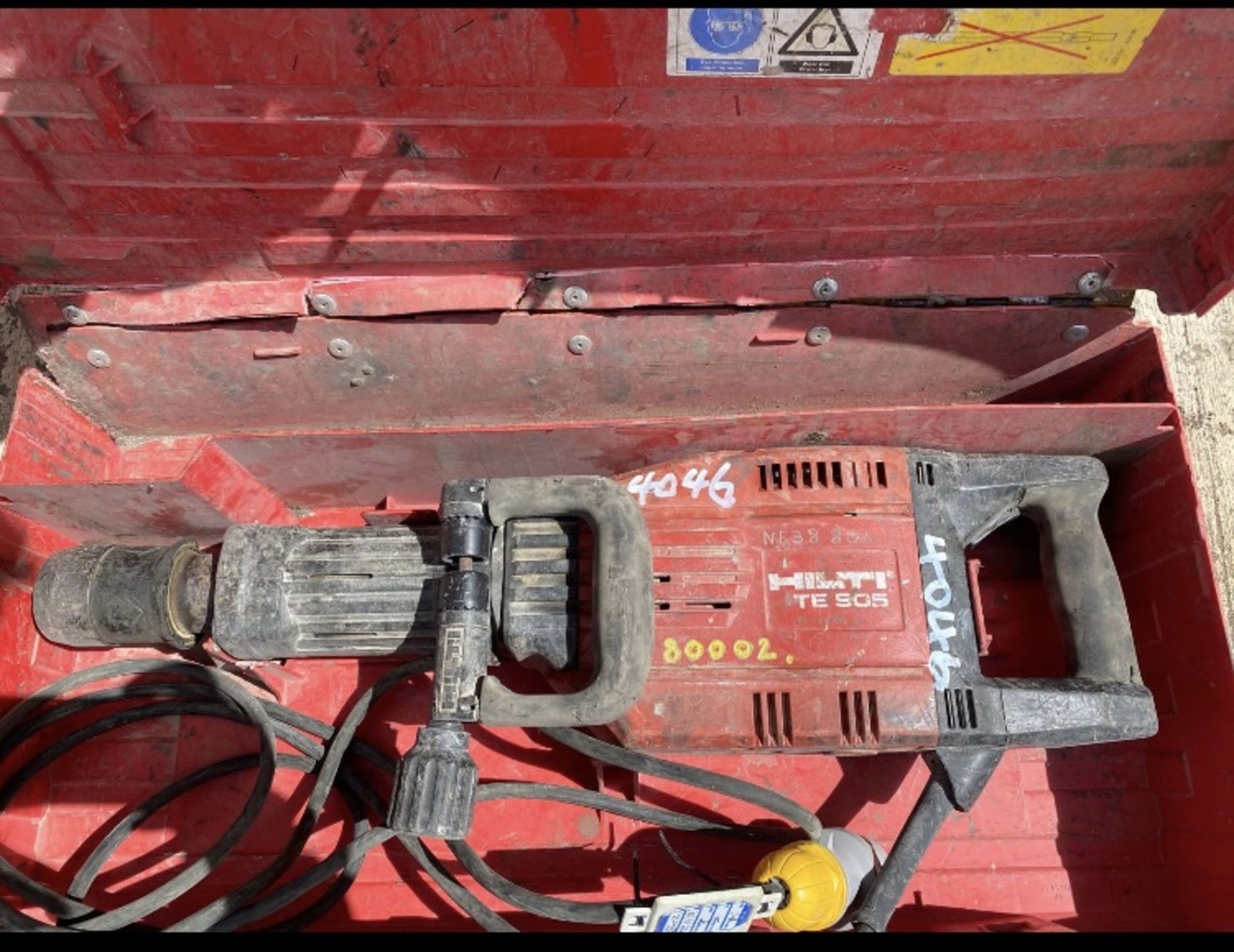 HILTI TE905 110V BREAKER LOCATION NORTH YORKSHIRE