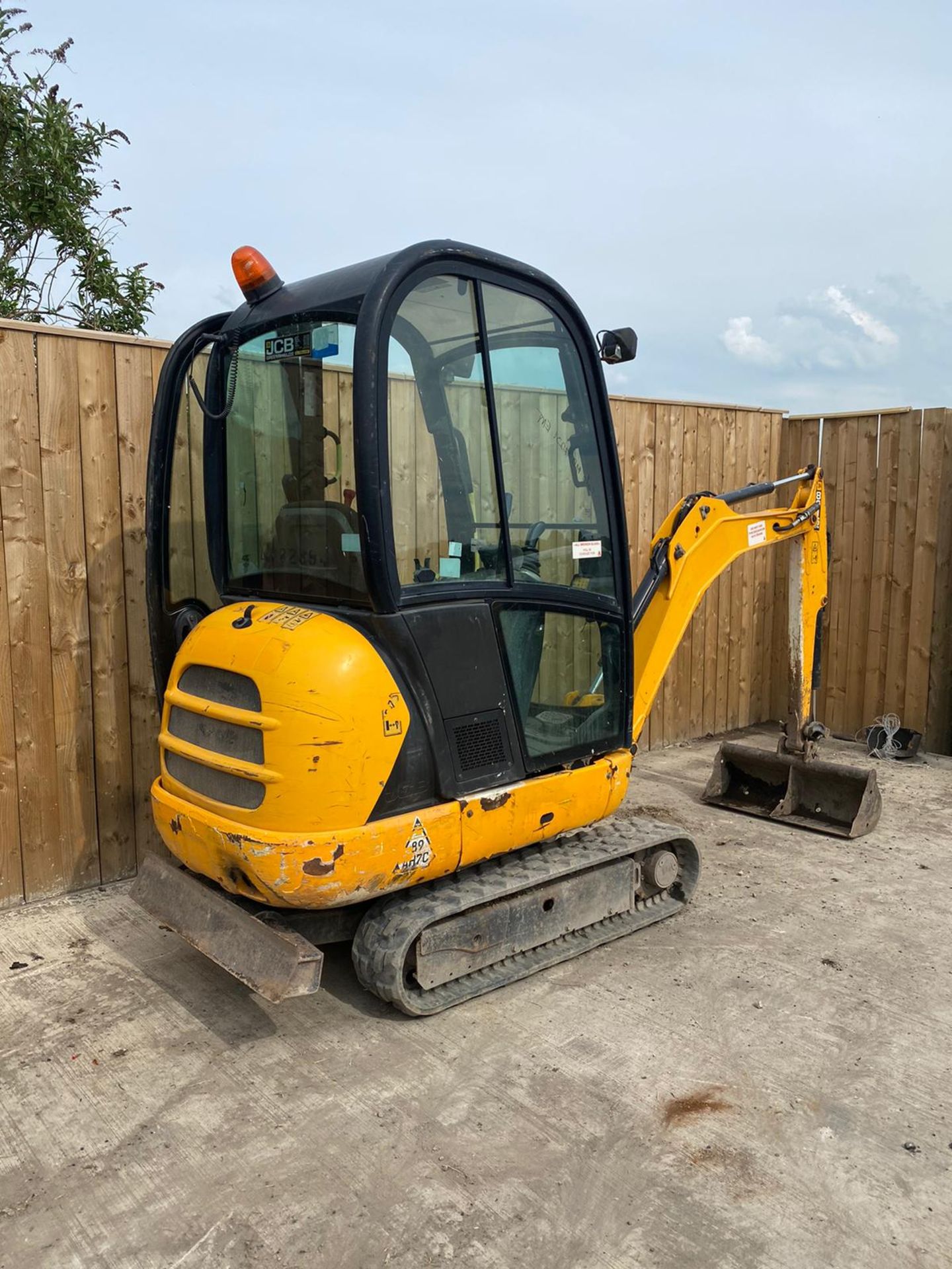 2013 JCB 8016 CTS LOCATION NORTH YORKSHIRE - Image 2 of 12