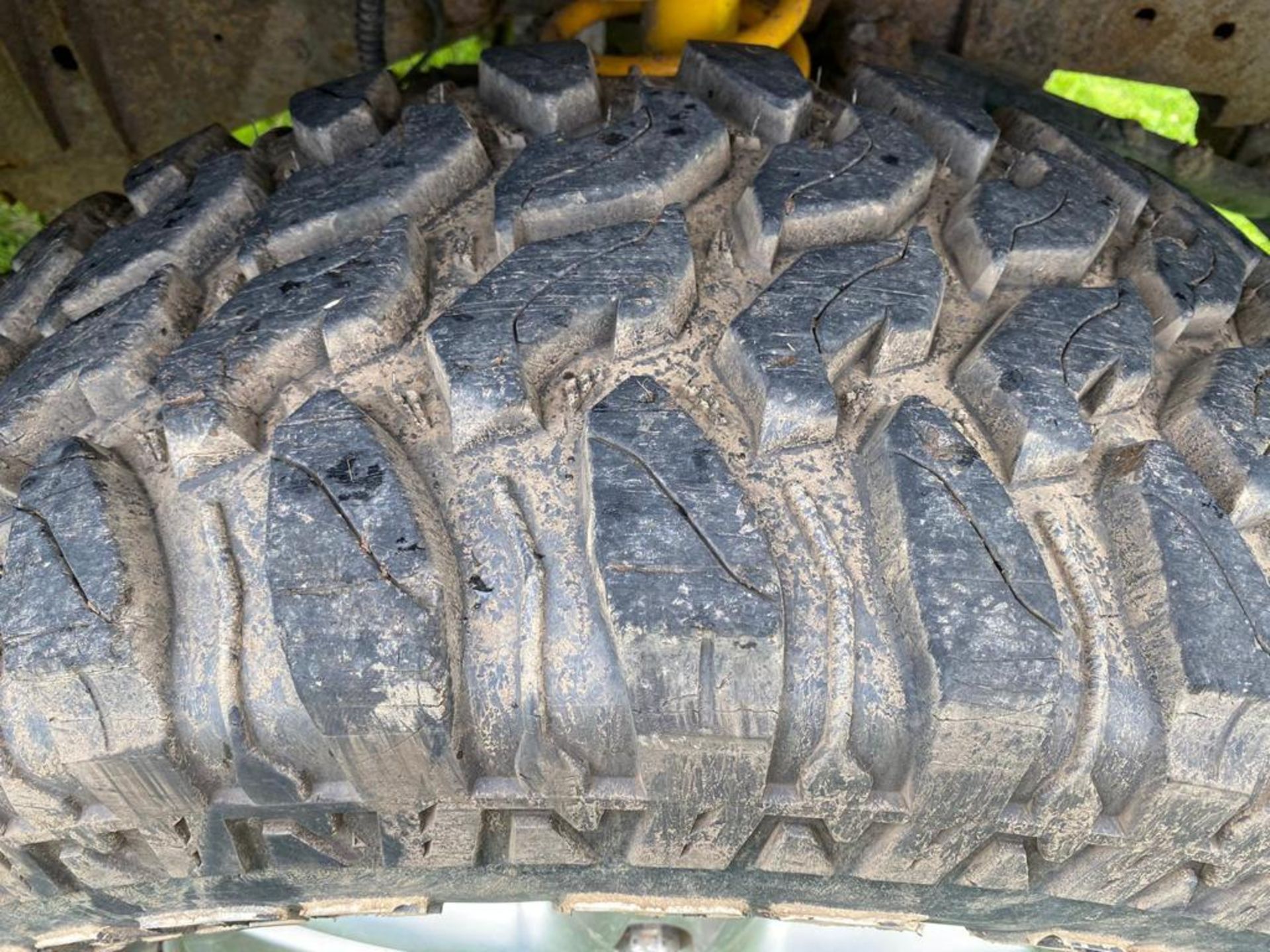 LAND ROVER DISCOVERY TD5GS OFF ROAD 4X4 MONSTER TRUCK LOCATION NORTH YORKSHIRE. - Image 3 of 13