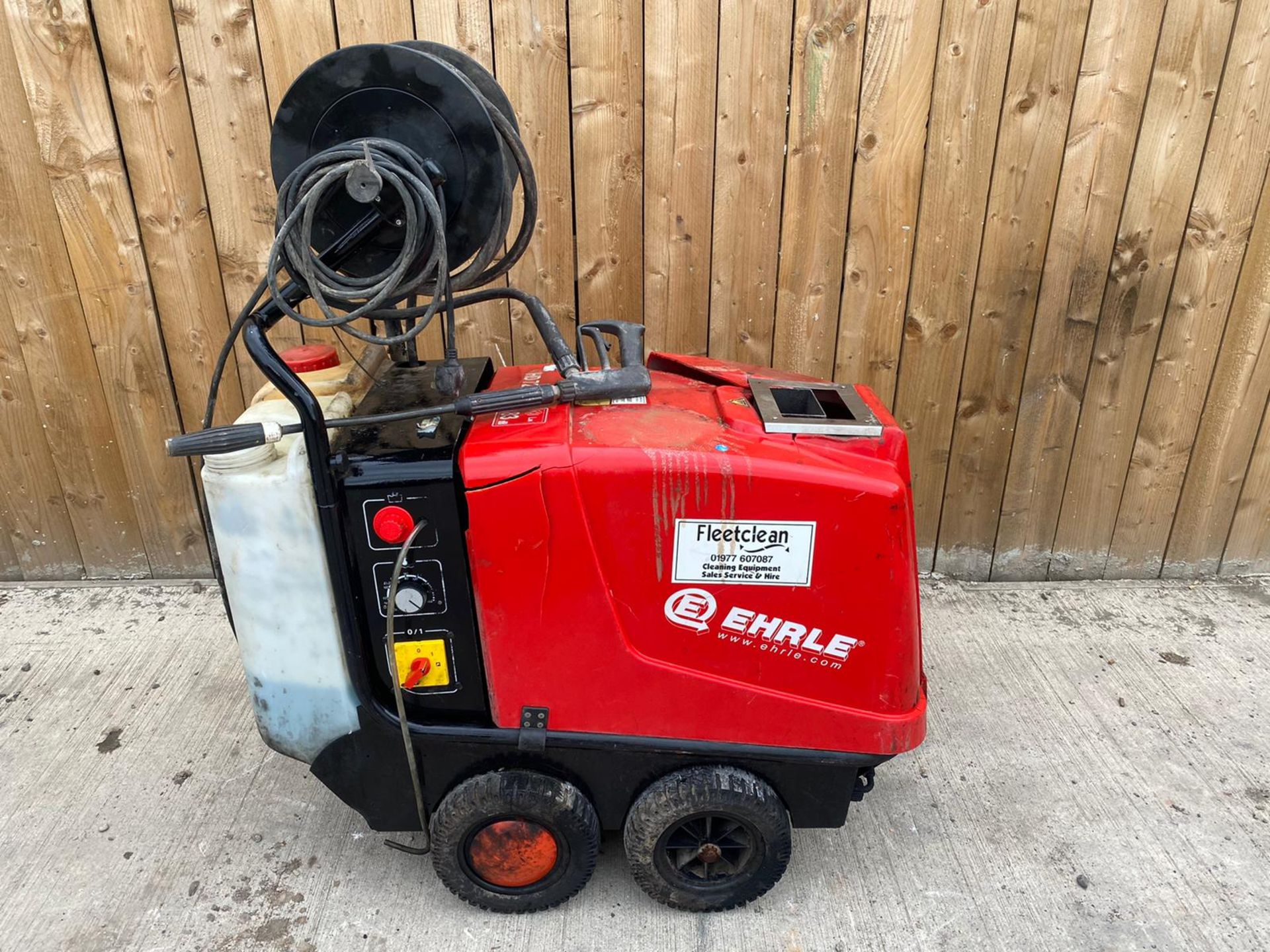 EHRLE 240V DIESEL POWER WASHER HOT AND COLD HOSE AND LANCE.LOCATION NORTH YORKSHIRE. - Image 2 of 2