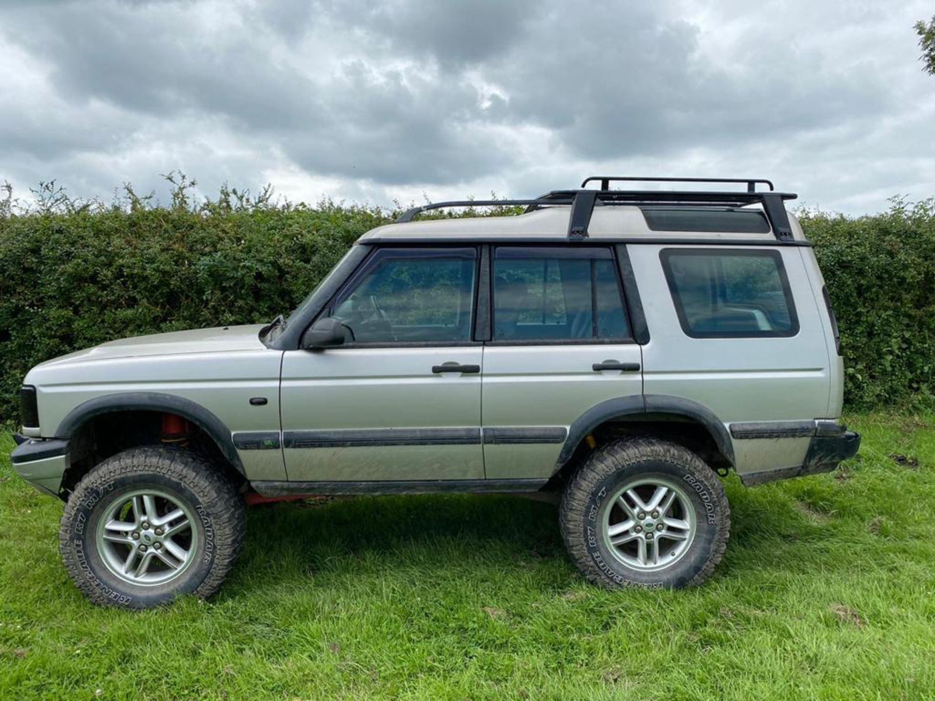 LAND ROVER DISCOVERY TD5GS OFF ROAD 4X4 MONSTER TRUCK LOCATION NORTH YORKSHIRE. - Image 7 of 13
