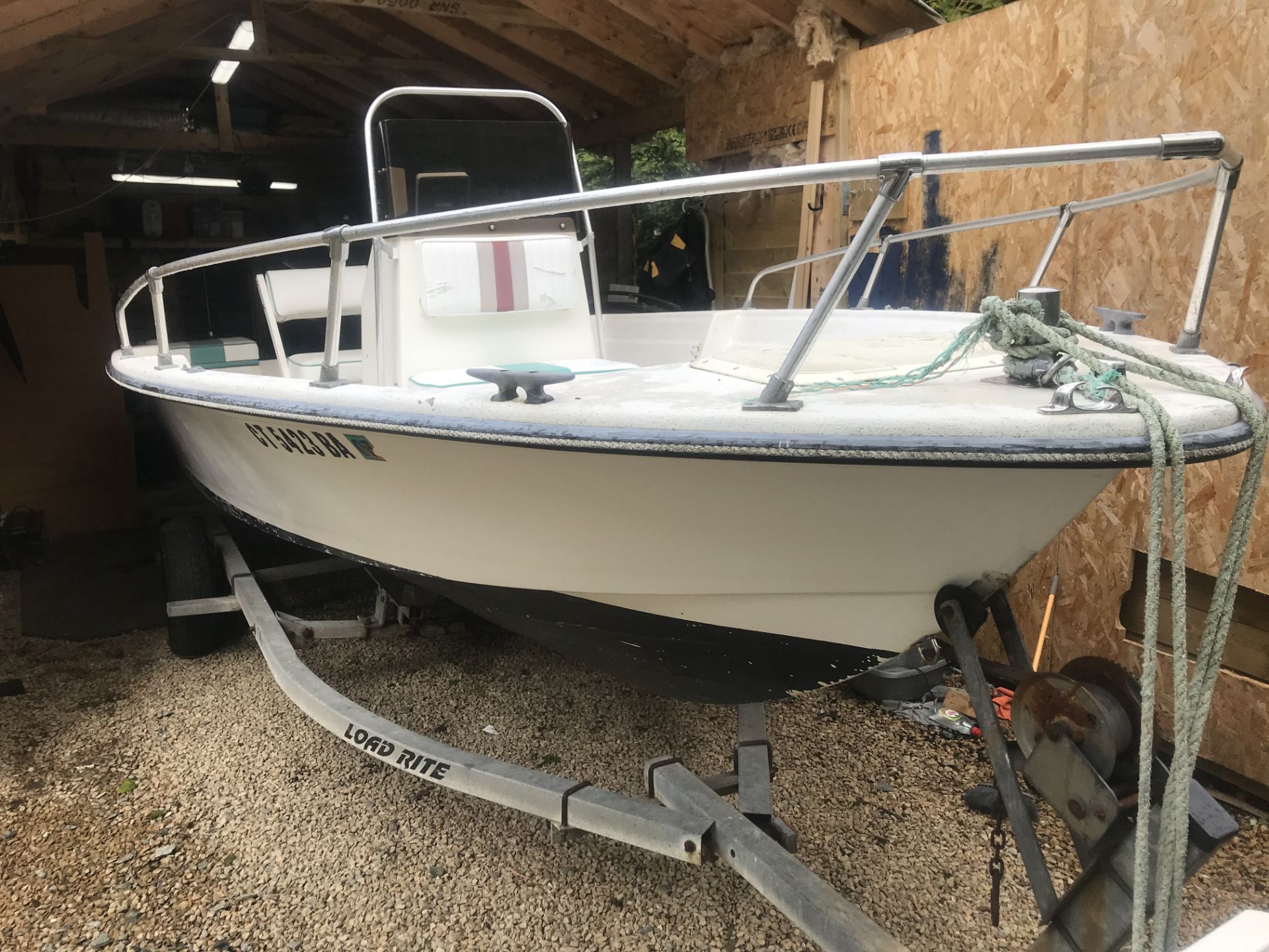 California Skiff Center Console Boat 125 Outboard - Image 3 of 4