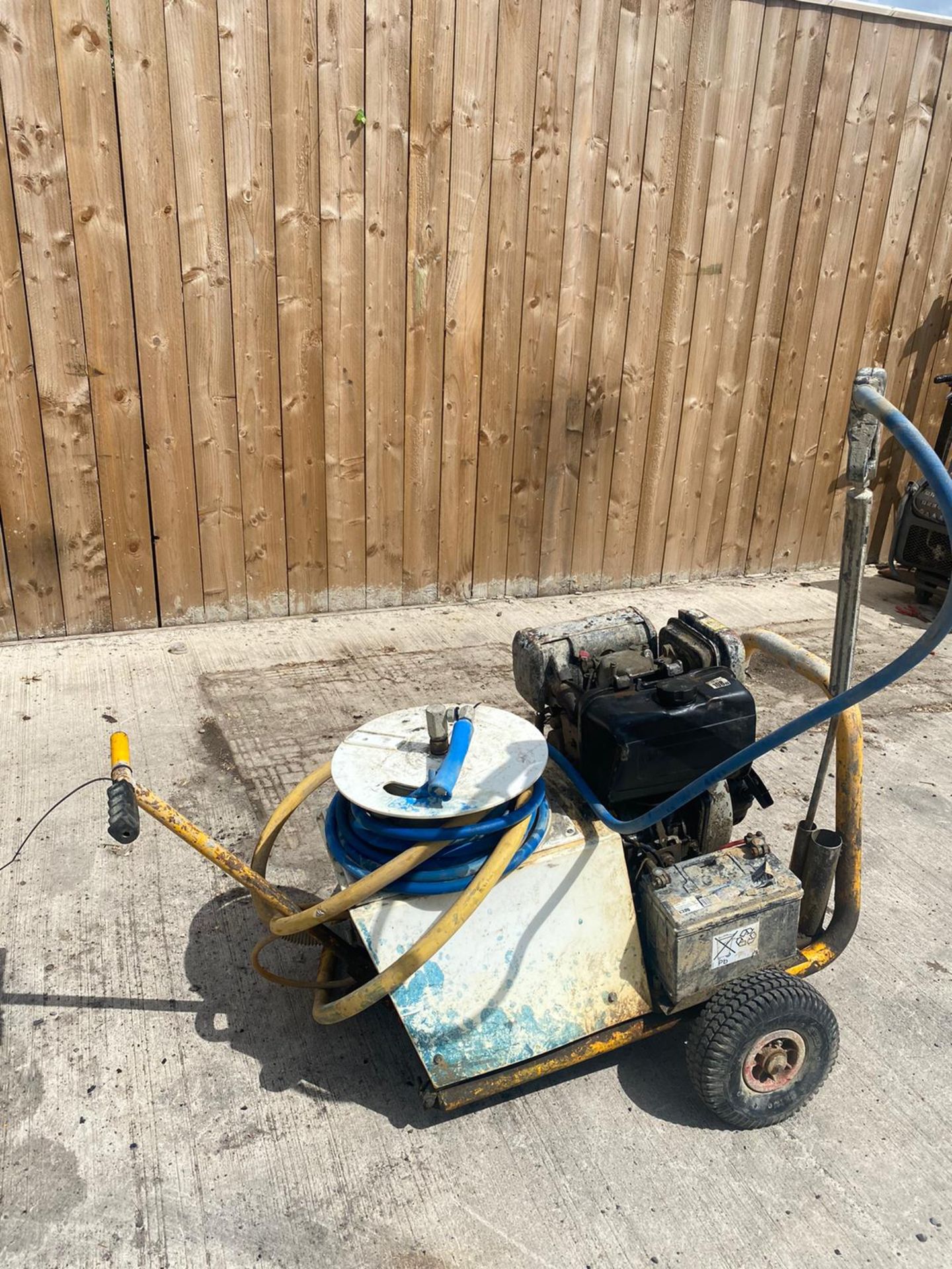 BRENDON YANMAR DIESEL PRESSURE WASHER. LOCATION: NORTH YORKSHIRE - Image 2 of 3