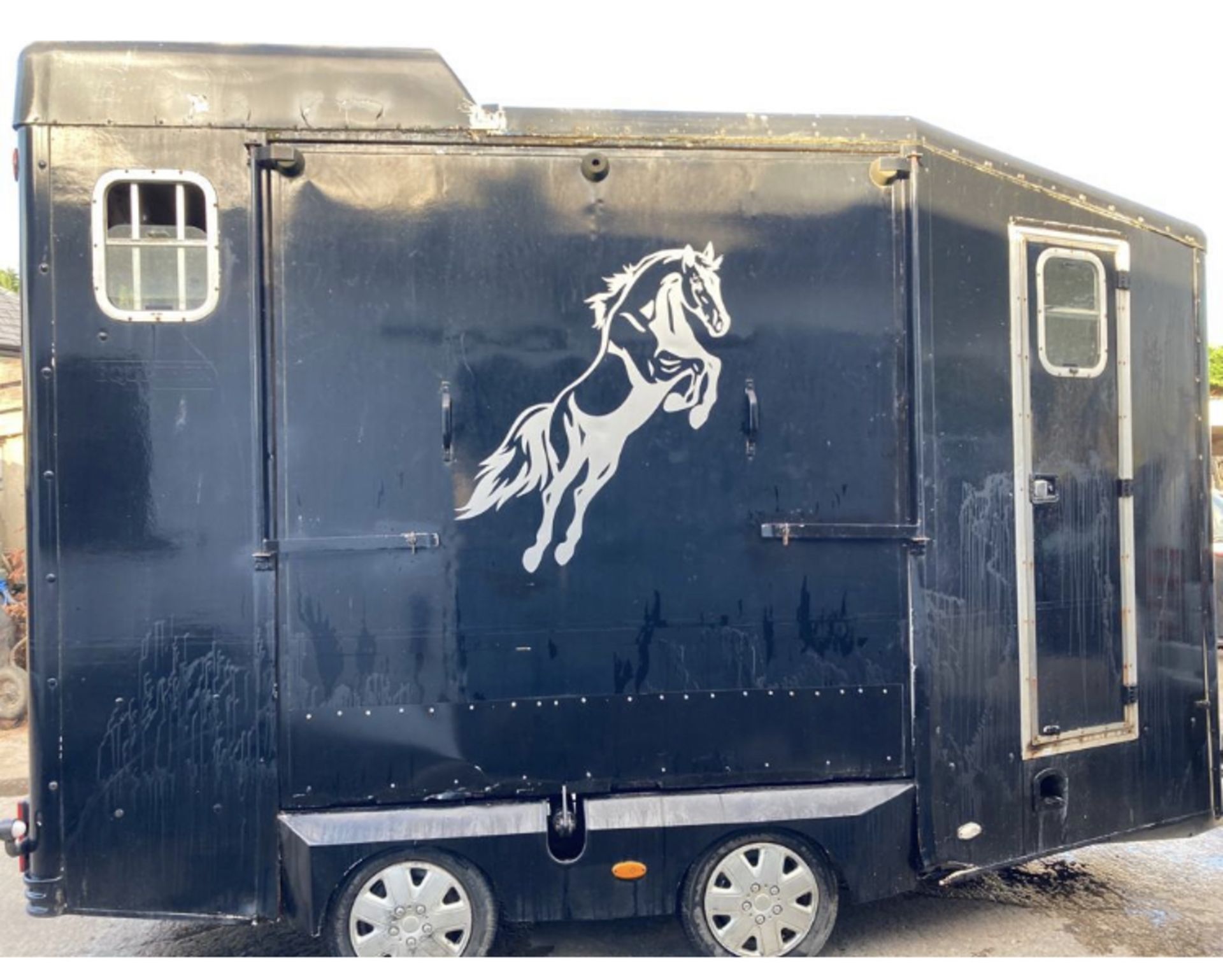 EQUITREK 2 HORSEBOX.WITH DAY LIVING LOCATION N IRELAND - Image 2 of 10