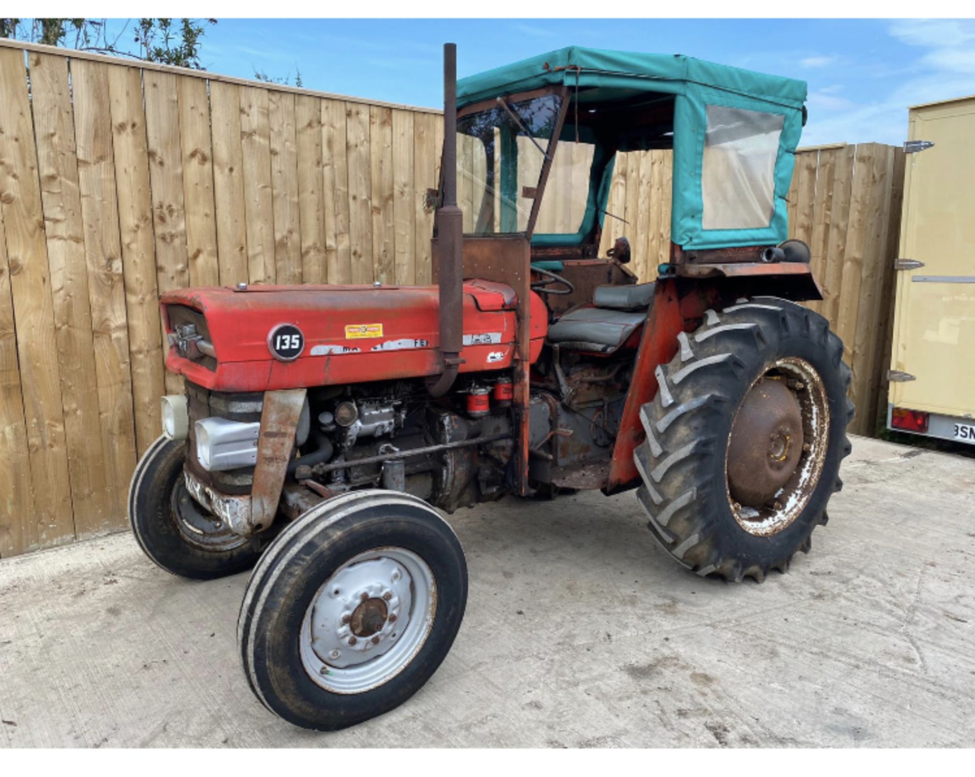 1970 MASSEY FERGUSON 135 DIESEL. LOCATION: NORTH YORKSHIRE - Image 6 of 9