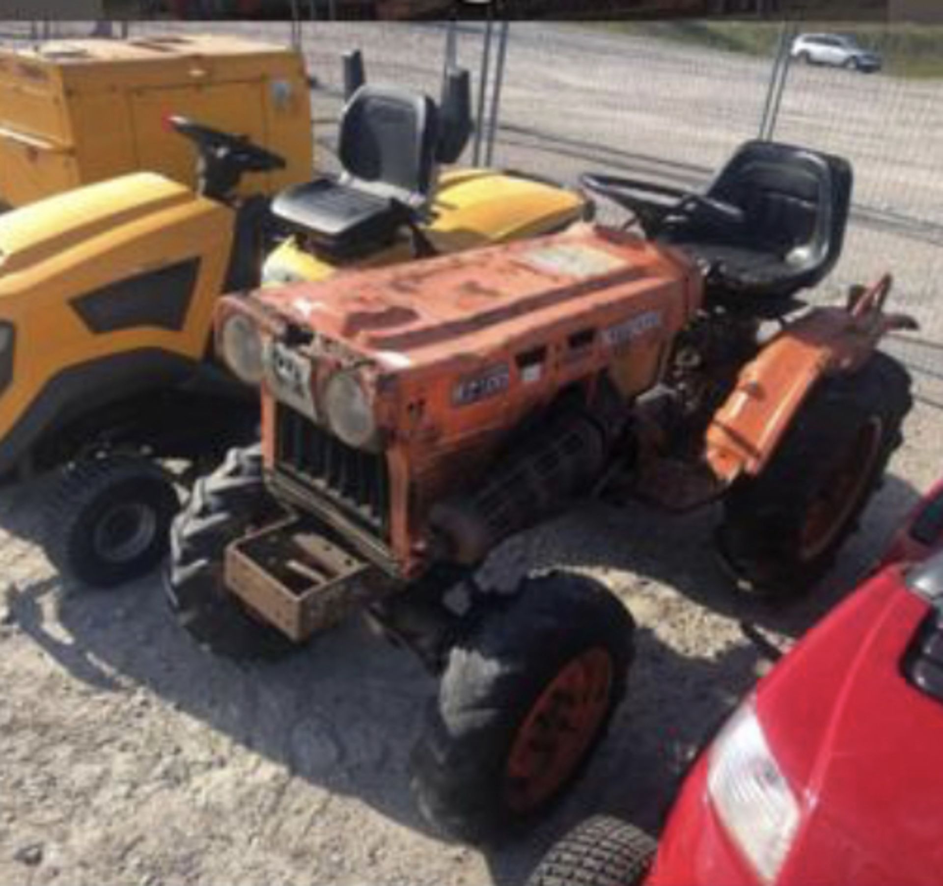 KUBOTA B7100 DT COMPACT TRACTOR 4X4 LOCATION; SCOTLAND - Image 3 of 8