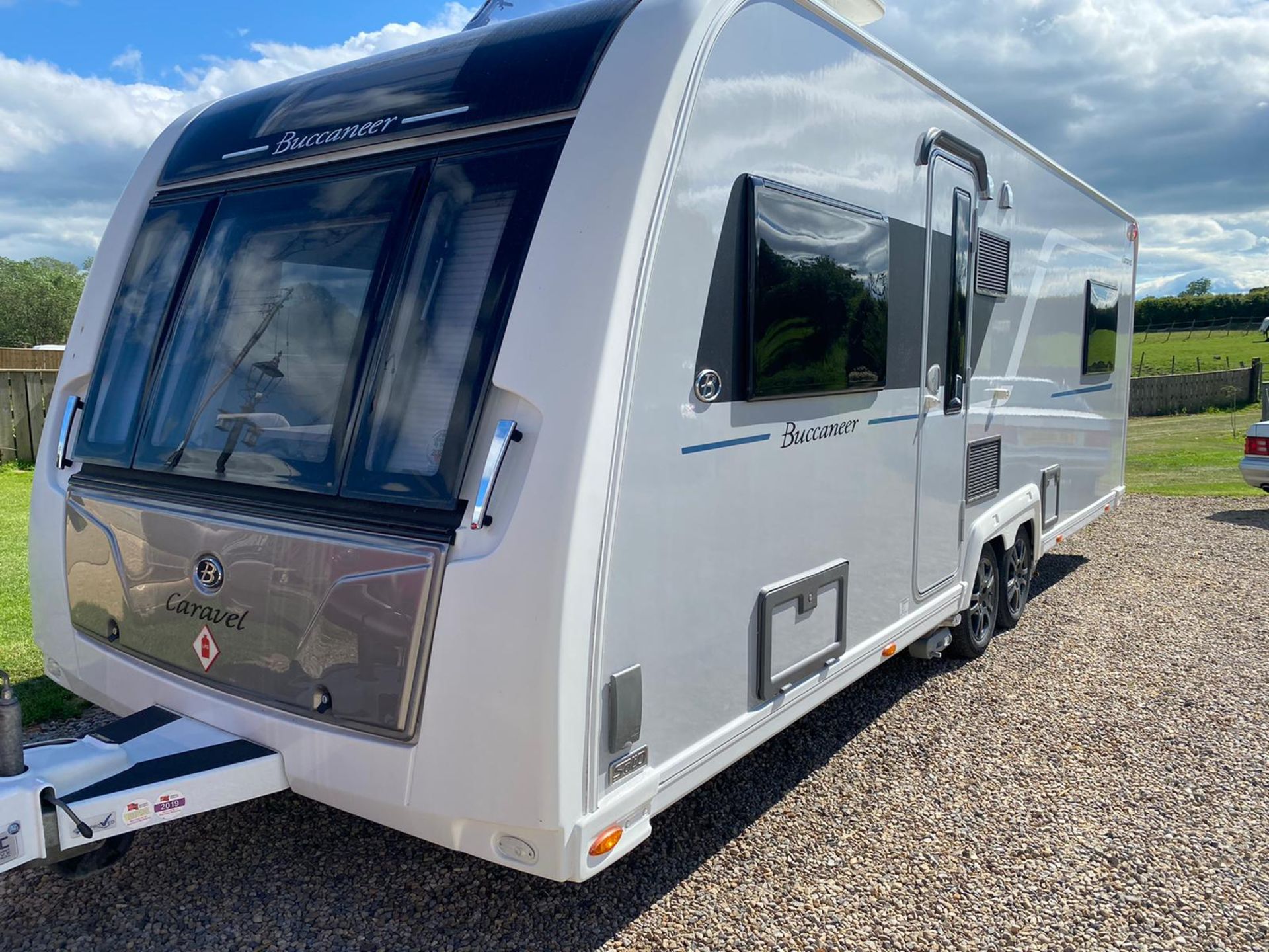 2016 BUCCANEER CARAVAN. 1 OWNER FROM NEW! LOCATION: NORTH YORKSHIRE - Image 2 of 8