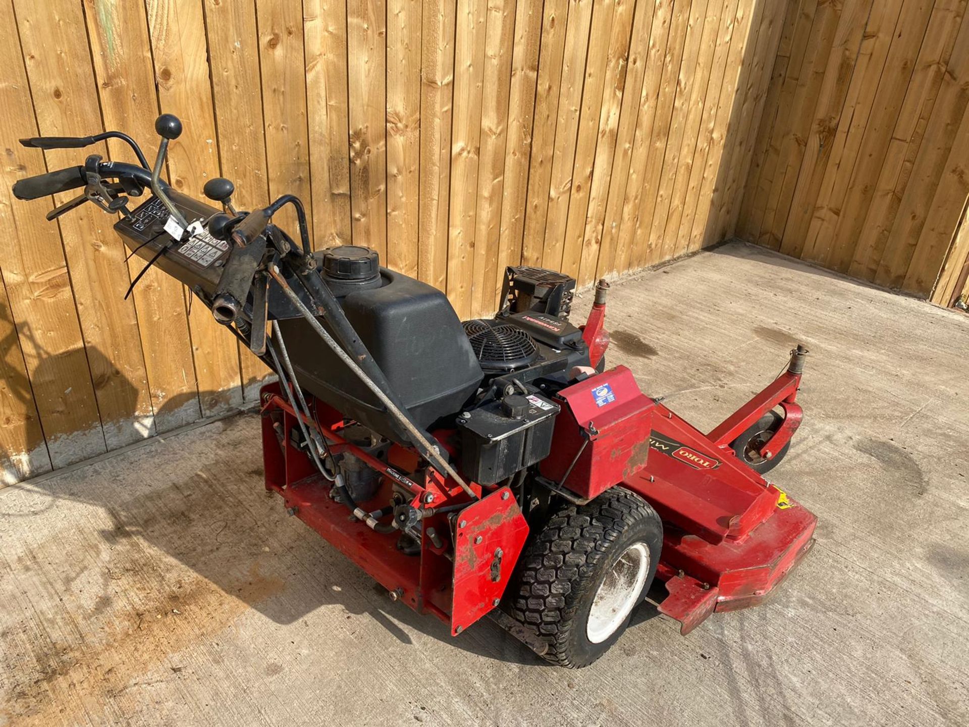 TORO WHEELHORSE 518-H RIDE-ON MOWER LOCATION: NORTH YORKSHIRE