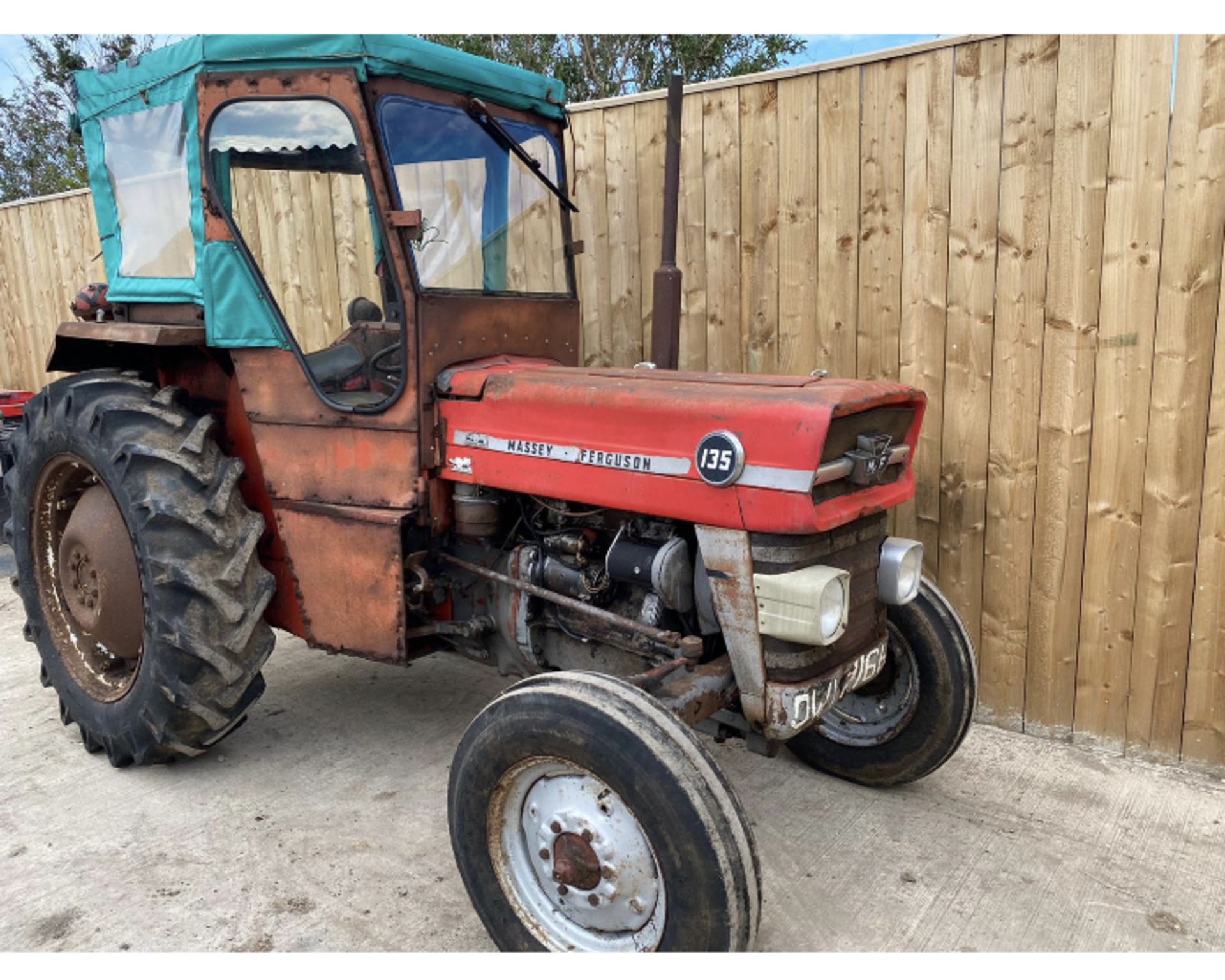 1970 MASSEY FERGUSON 135 DIESEL. LOCATION: NORTH YORKSHIRE - Image 5 of 9