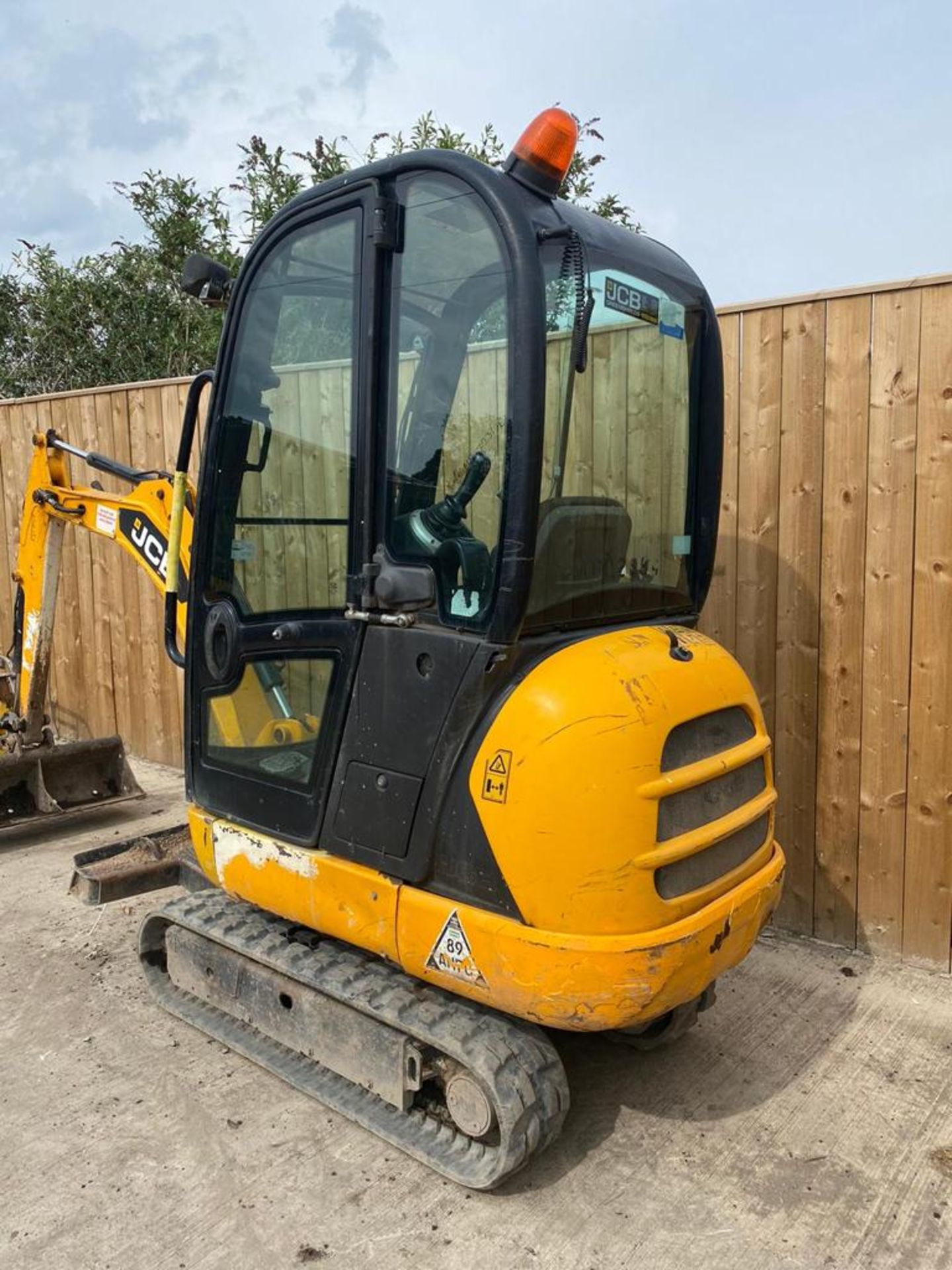 2013 JCB 8016CTS 2310 HOURS STARTS RUNS AND DRIVES.LOCATION NORTH YORKSHIRE. - Image 5 of 12