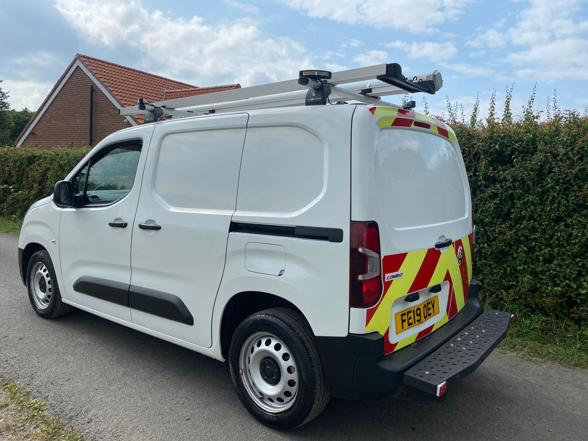 2019 VAUXHALL COMBO 2300 L2 DIESEL VAN LOCATION: NORTH YORKSHIRE - Bild 4 aus 8