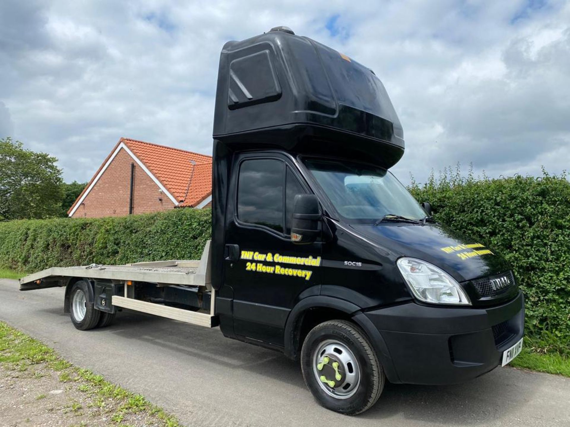 IVECO DAILY 50C15 5.2 TON RECOVERY TRUCK YEAR 2011 LOCATION: NORTH YORKSHIRE - Image 2 of 15