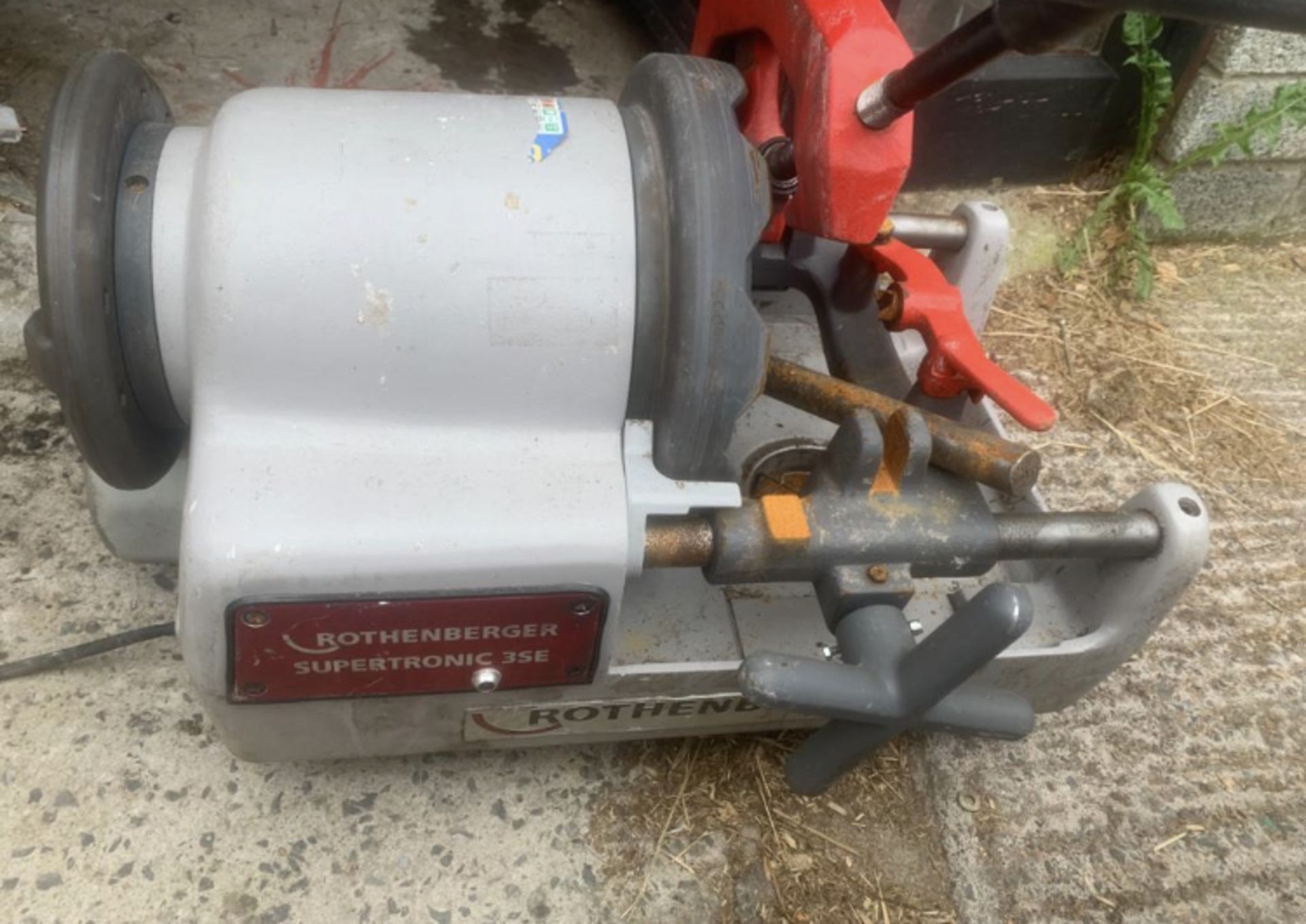 ROTHENBERGER PIPE THREADER 110V. LOCATION: NORTHERN IRELAND - Image 2 of 3