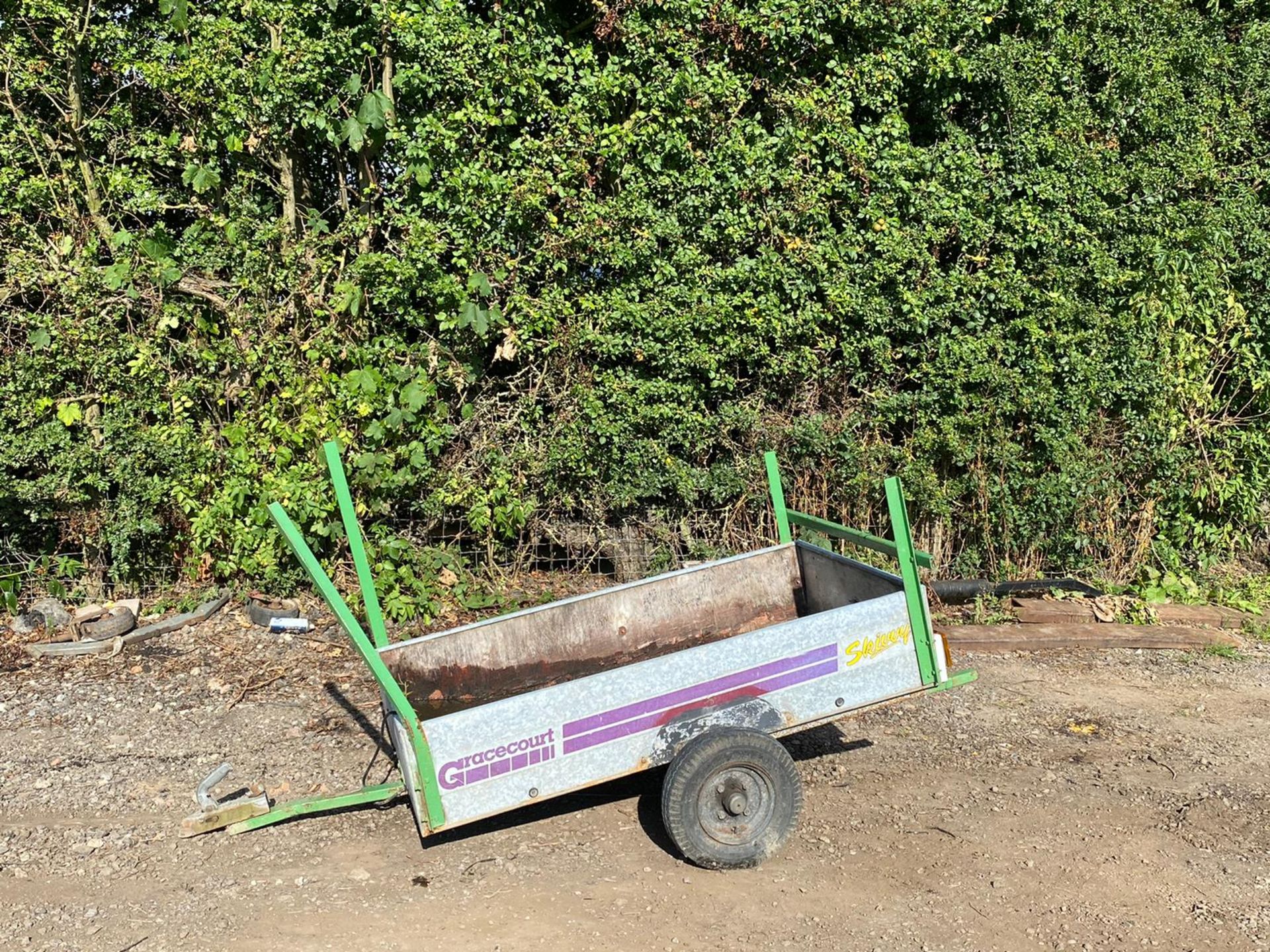 INDESPENSION TOWABLE TRAILER. LOCATION: NORTH YORKSHIRE