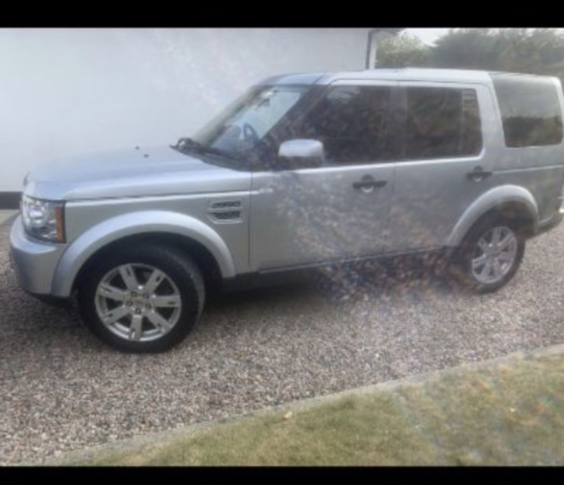 2012 LAND ROVER DISCOVERY 4TDV6. LOCATION: NORTHERN IRELAND - Image 2 of 4