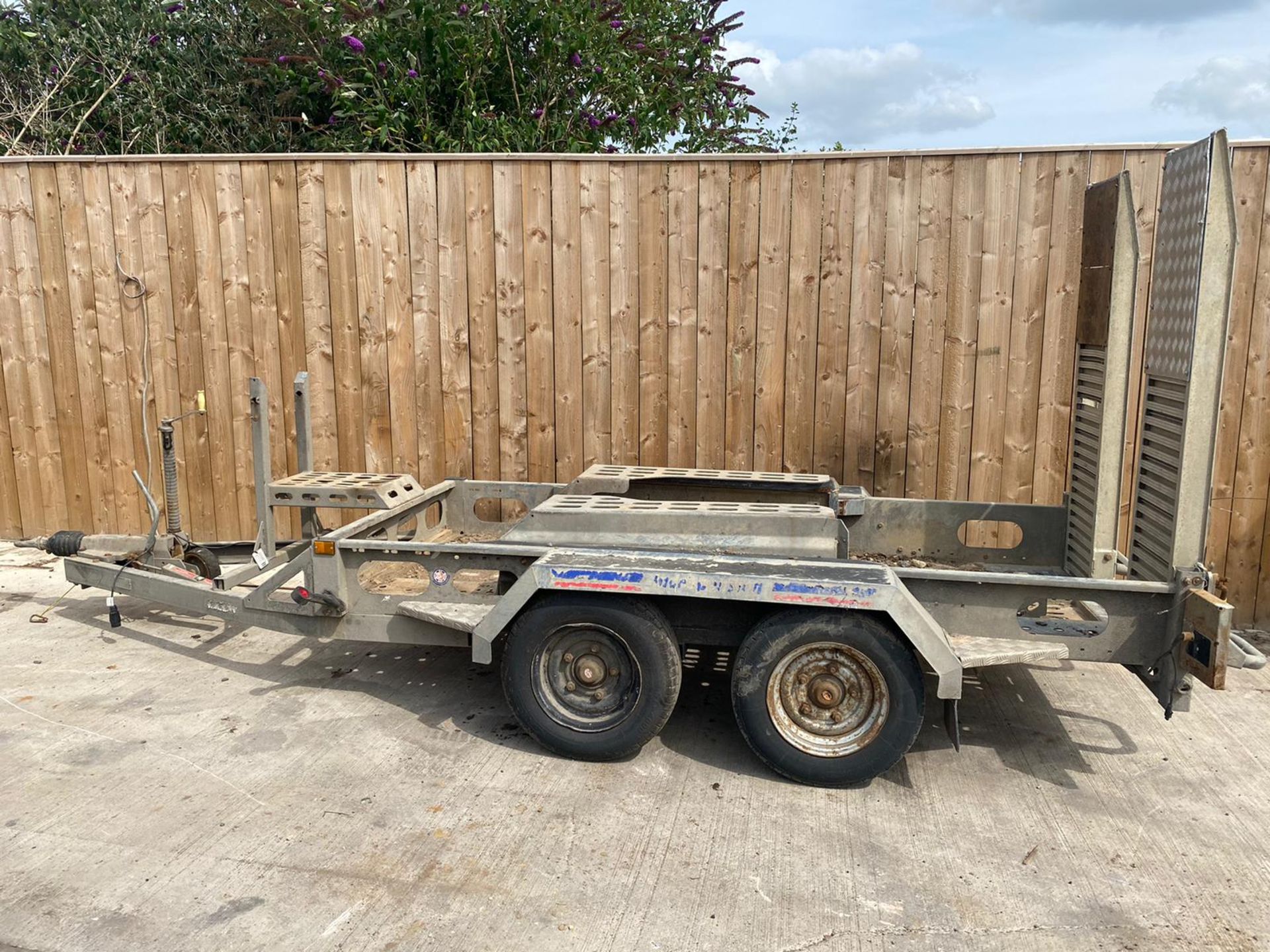 2017 INDESPENSION PLANT MINI DIGGER TRAILER. LOCATION: NORTH YORKSHIRE - Image 2 of 6
