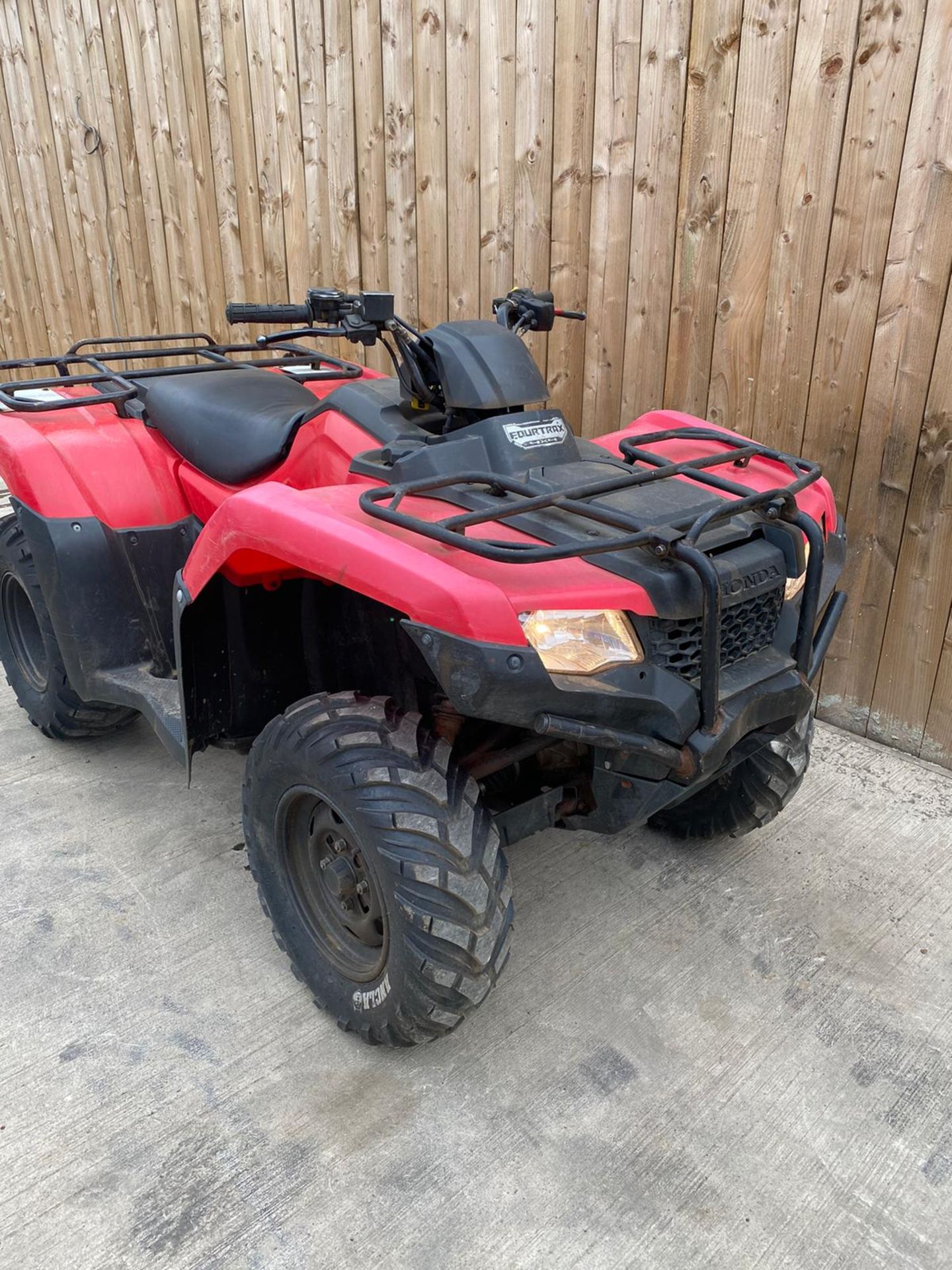 HONDA FOURMAN 500 4X4 PETROL FARM QUAD. LOCATION: NORTH YORKSHIRE - Image 5 of 6