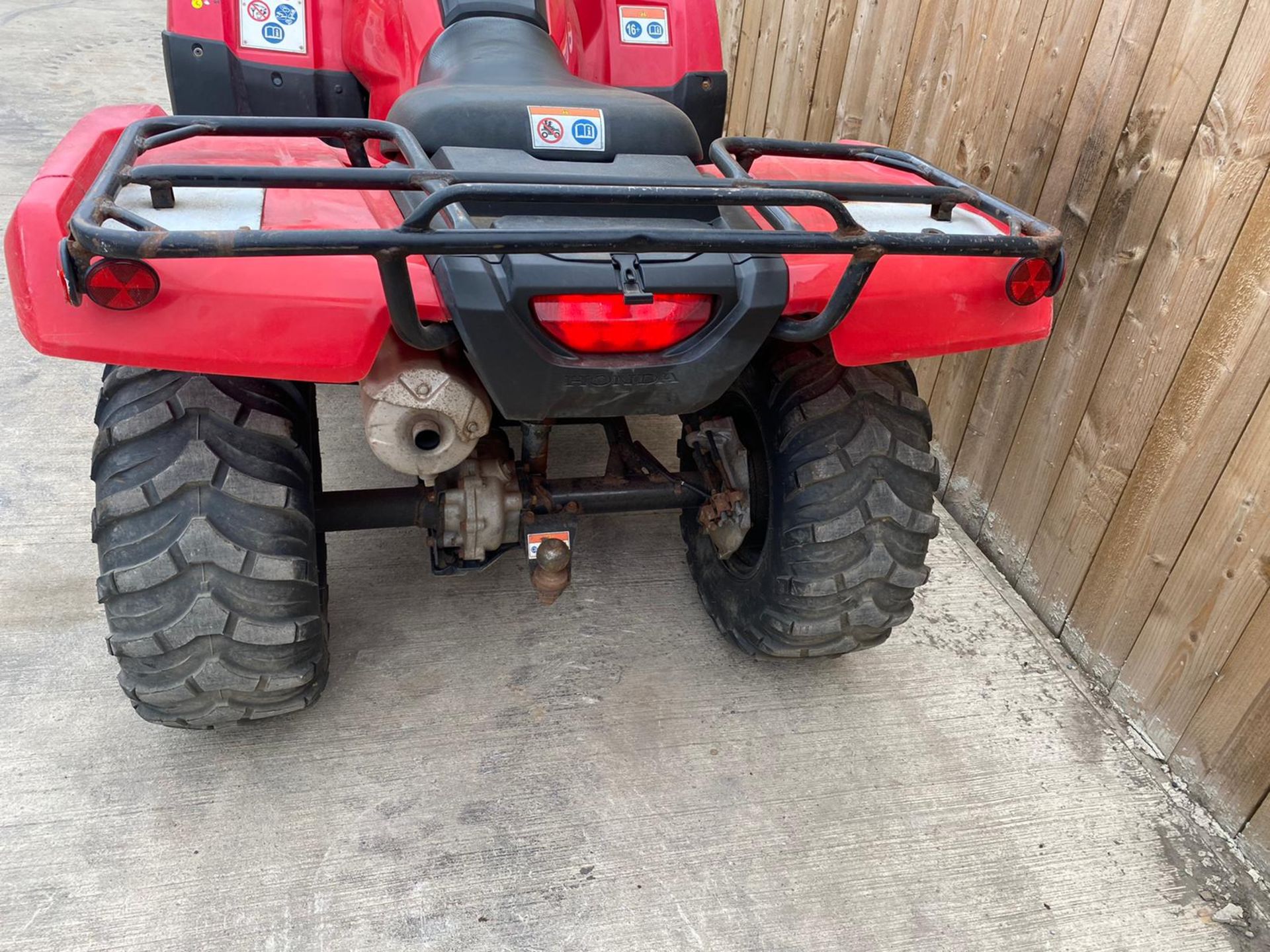 HONDA FOURMAN 500 4X4 PETROL FARM QUAD. LOCATION: NORTH YORKSHIRE - Image 4 of 6