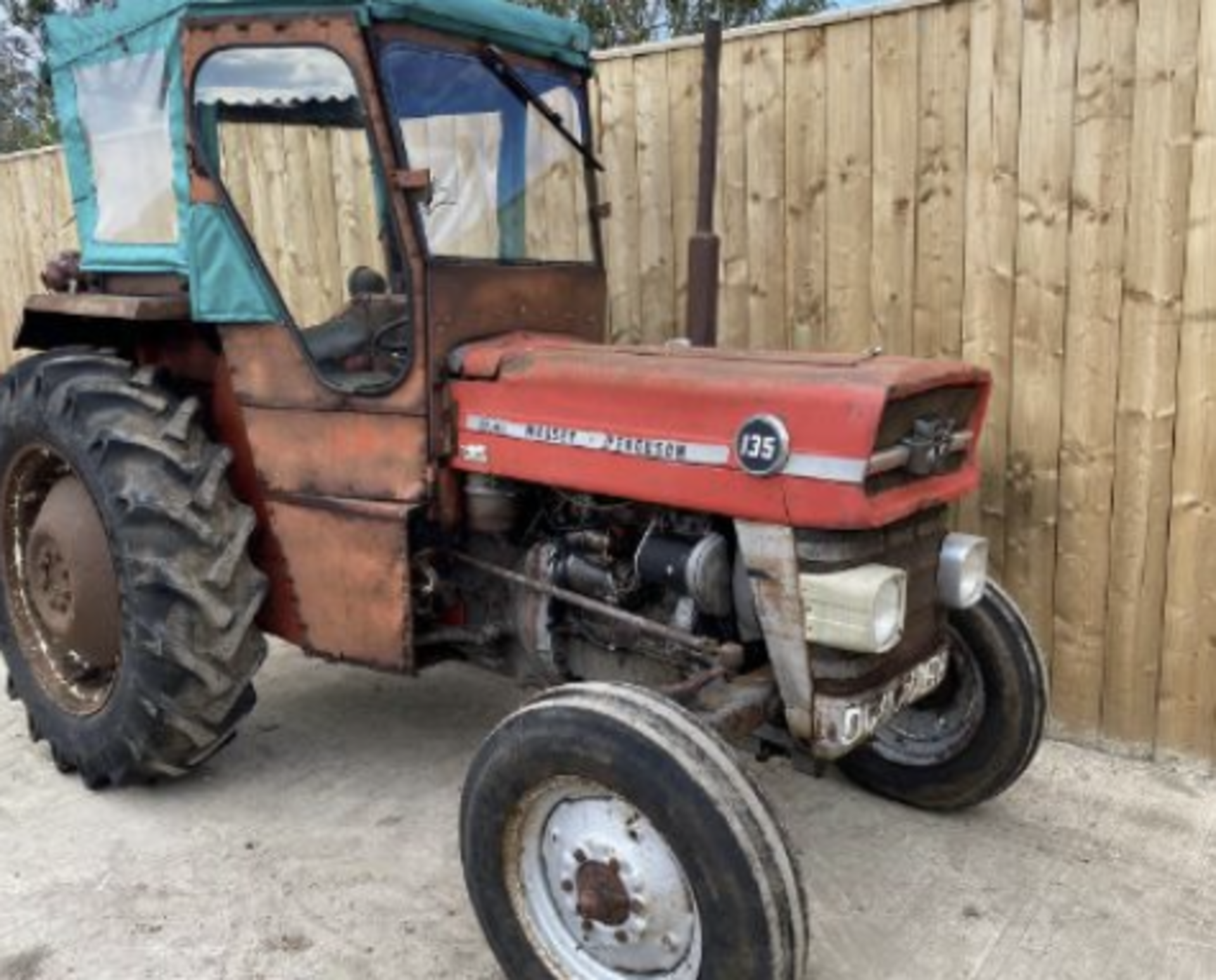 1970 MASSEY FERGUSON 135 DIESEL TRACTORLOCATION NORTHERN IRELAND. - Image 2 of 5